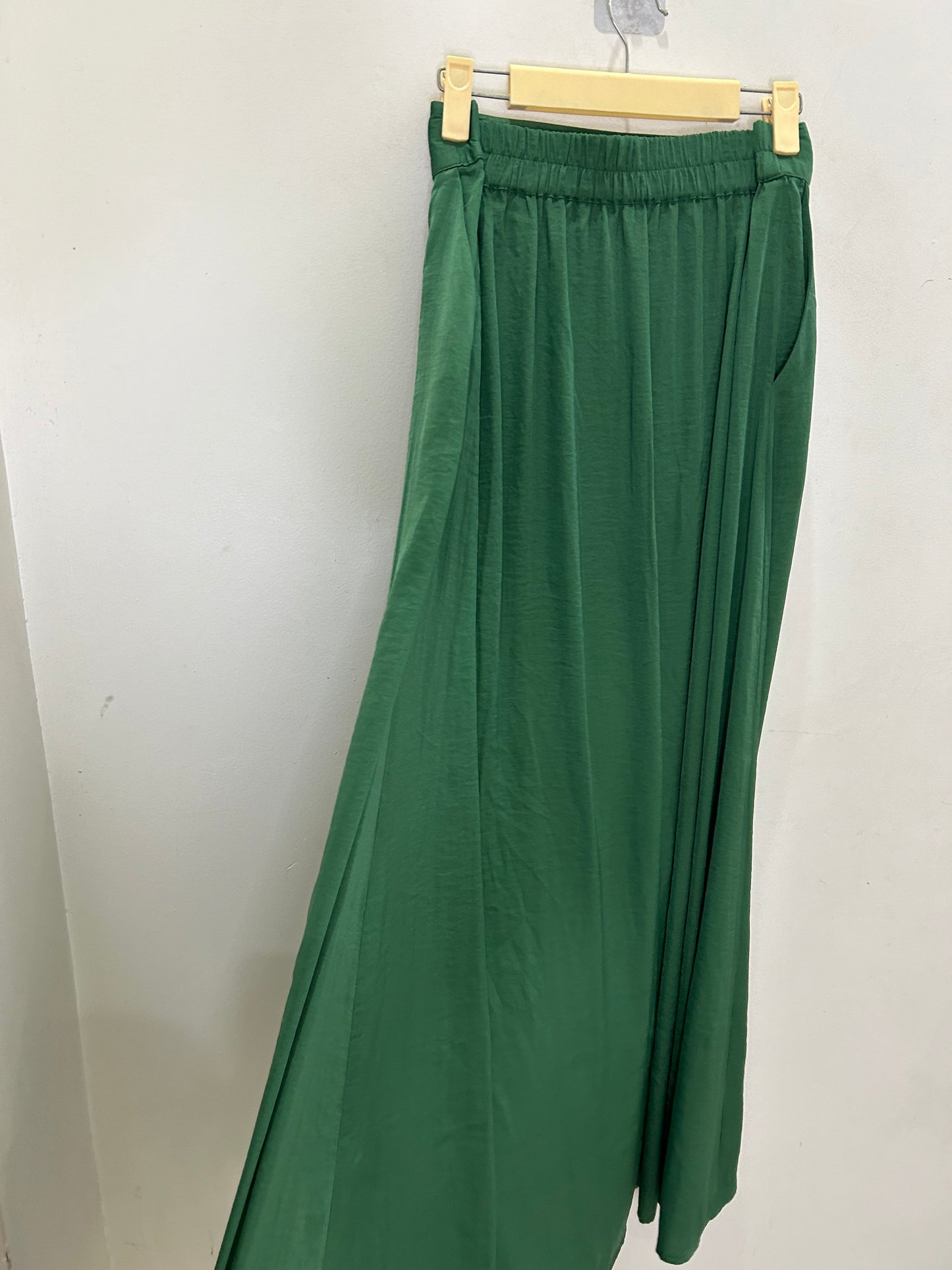 Solid Green Skirt (with pockets)