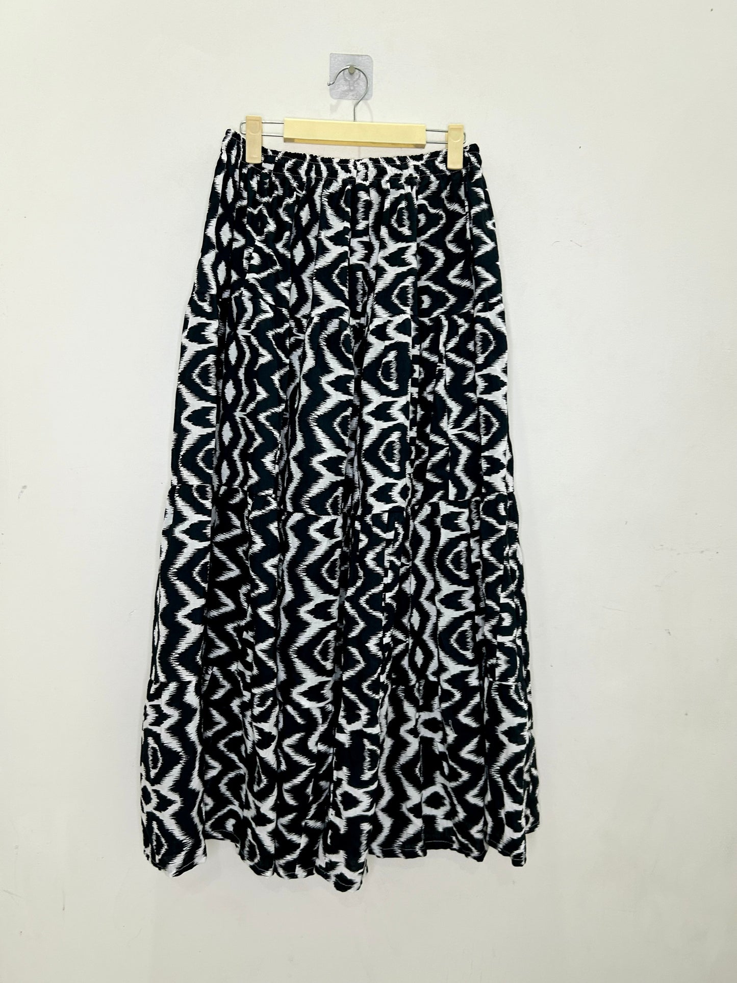 B&W Geometric Skirt