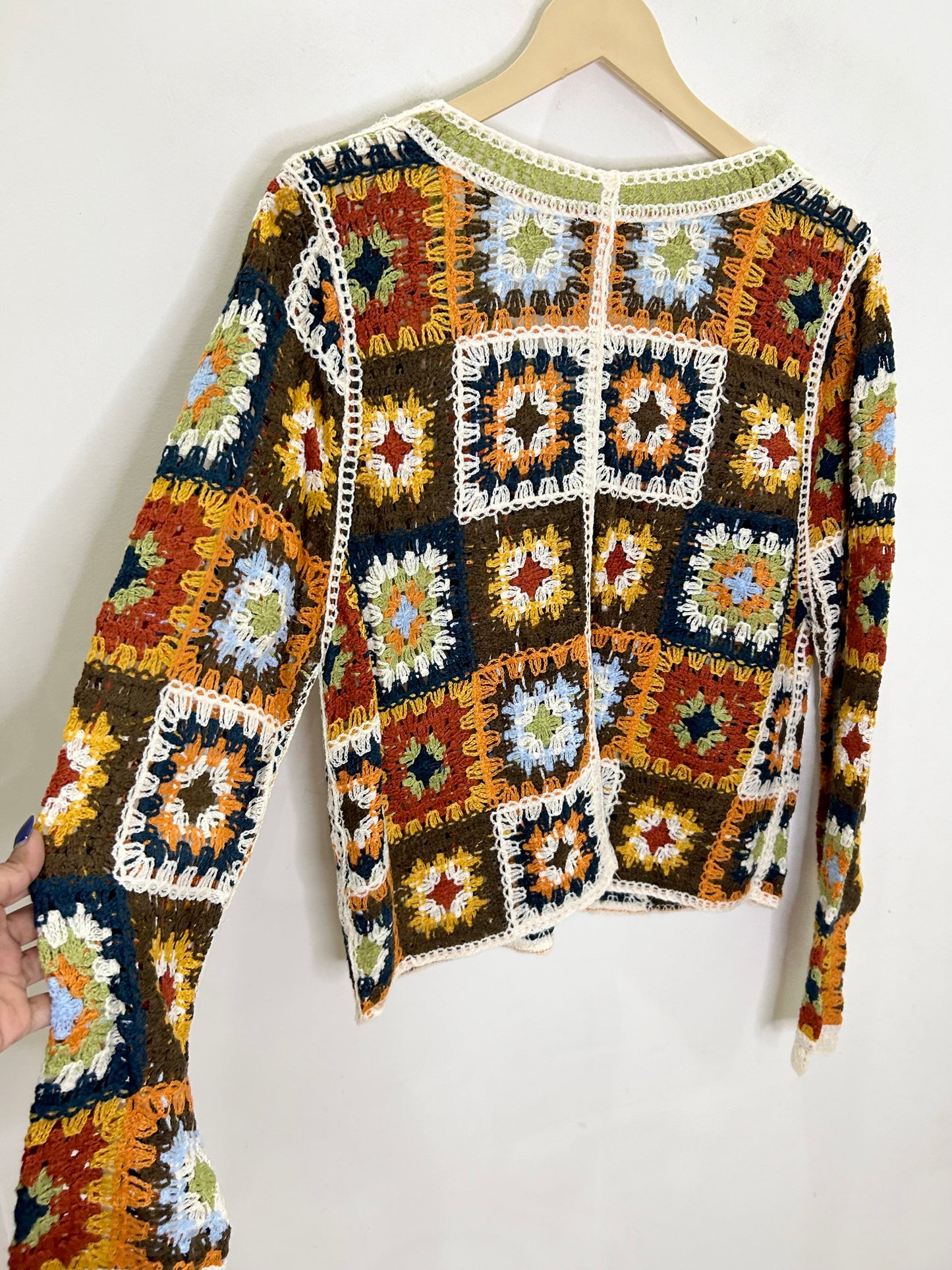 Crochet Top: Bust-42”