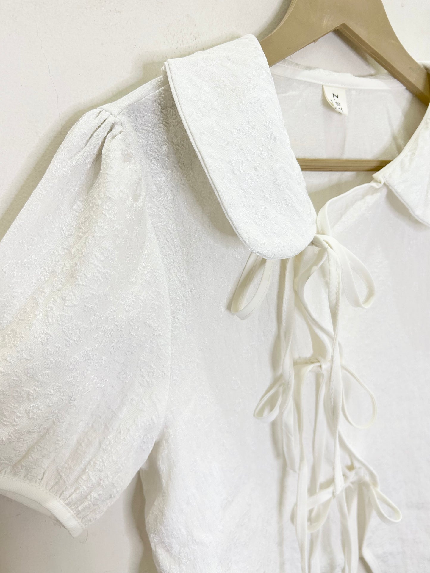 Knot Shirt: Chest-40”