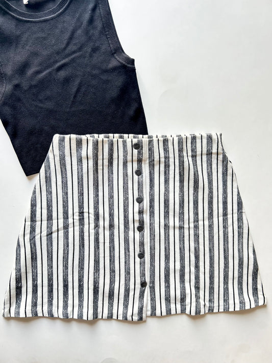 Vertical B&W Skirt