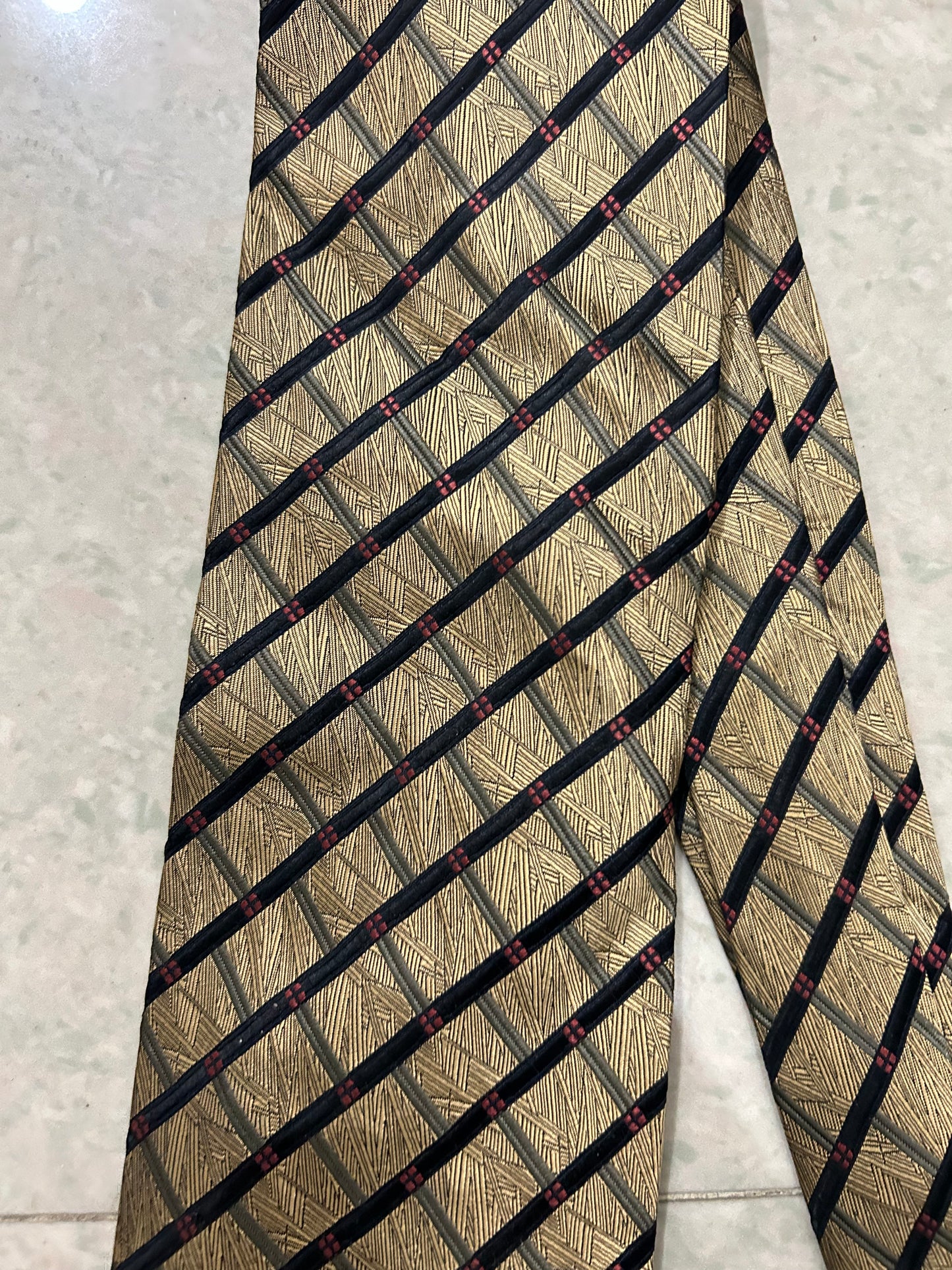 Vintage Dani Golden Tie