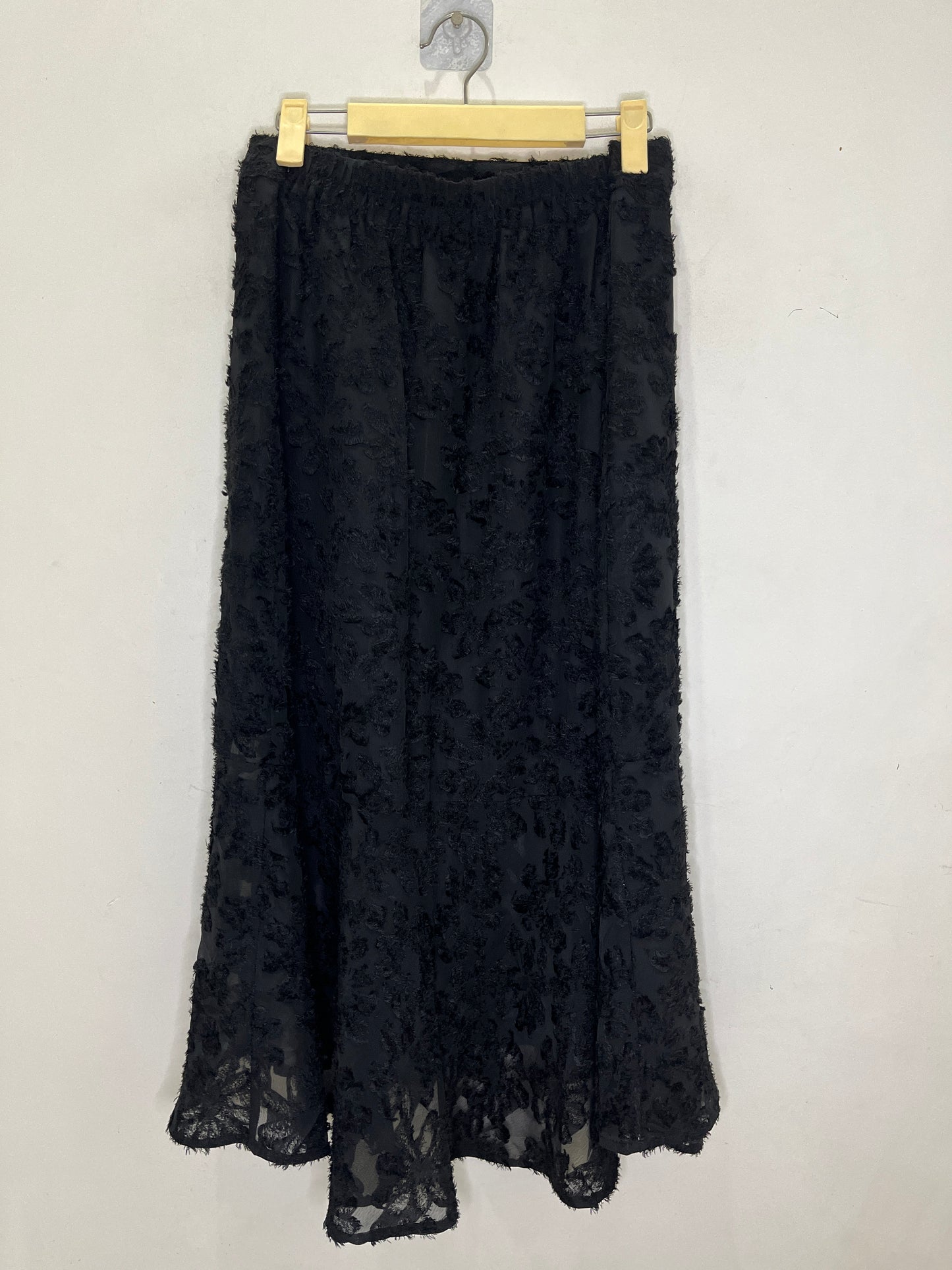 Noir Textured Black Skirt