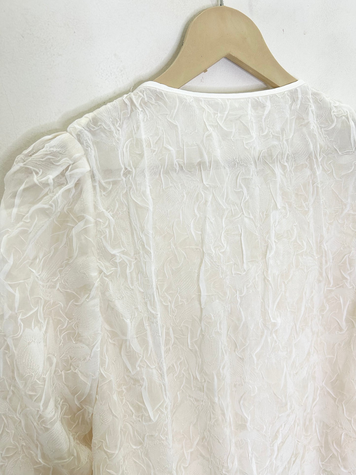 Mesh Top : Chest-40”