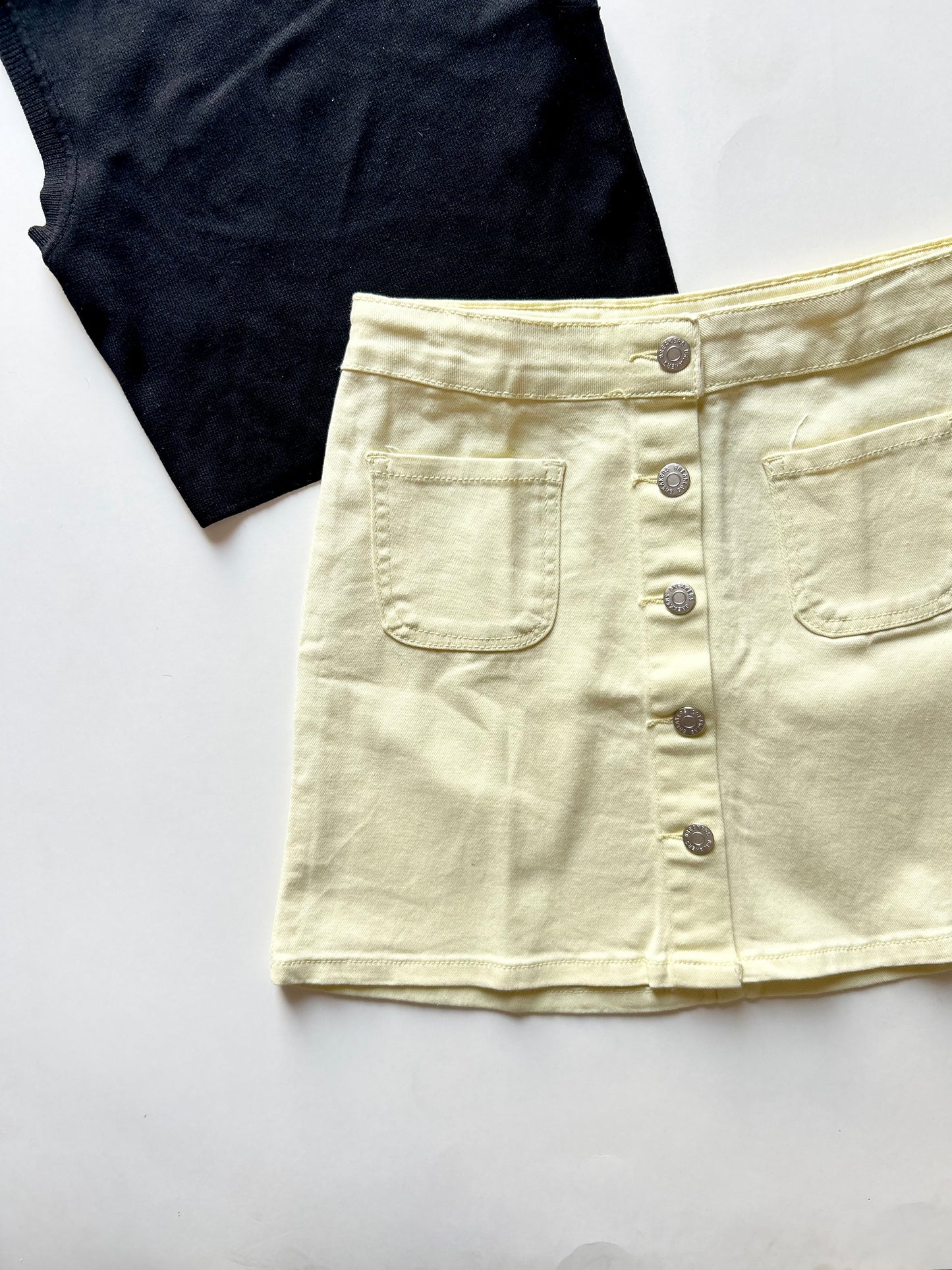 Pastel Yellow Denim Skirt Waist 26”