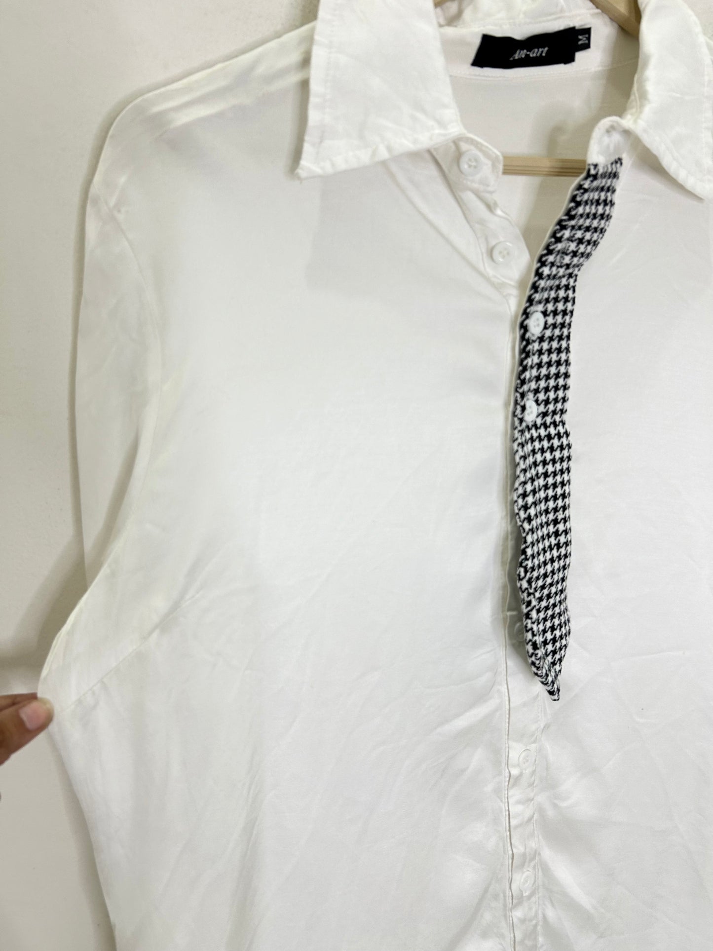 Tie Shirt