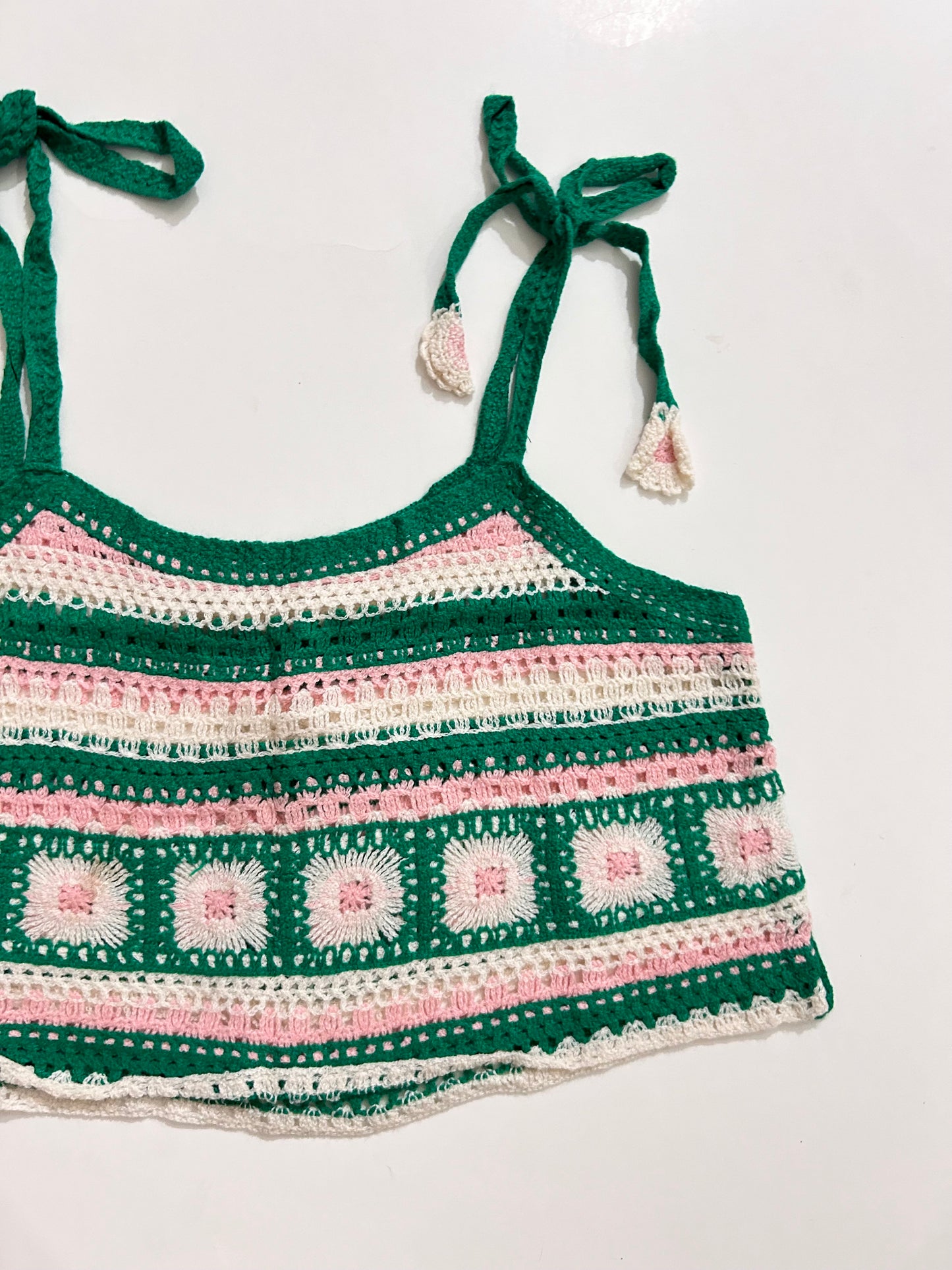 Floral Crochet Top: Bust-36” TO 40”