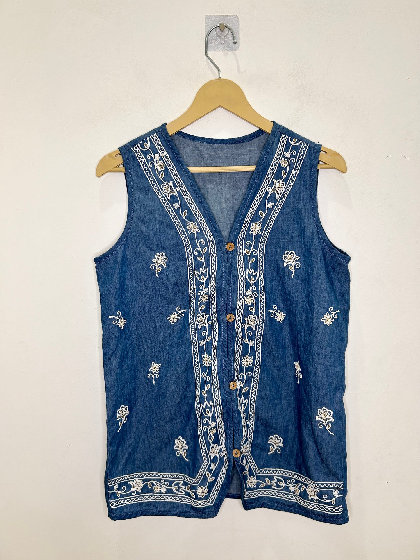 Vest Embroidered- Bust: 38