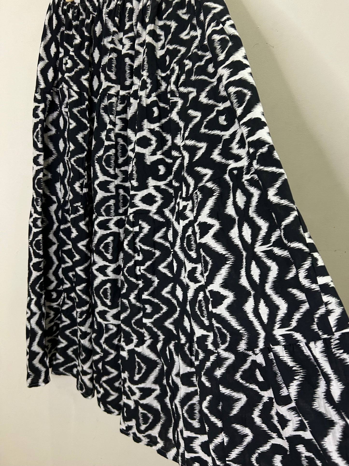 B&W Geometric Skirt