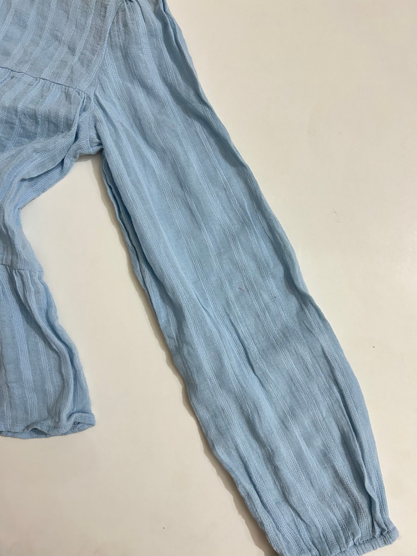 Pinteresty Knot Top