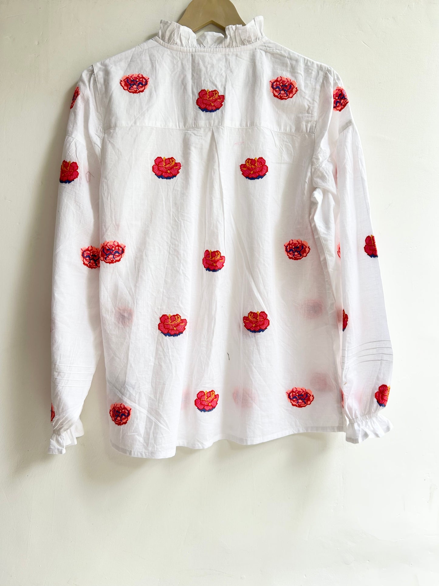 Cotton Tapestry Embroidered Shirt: Chest-38”