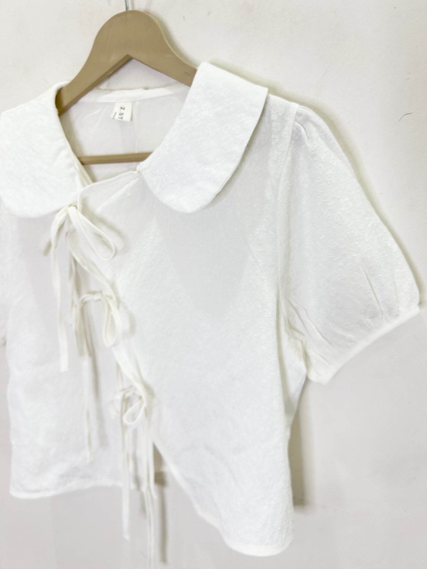 Knot Shirt: Chest-40”