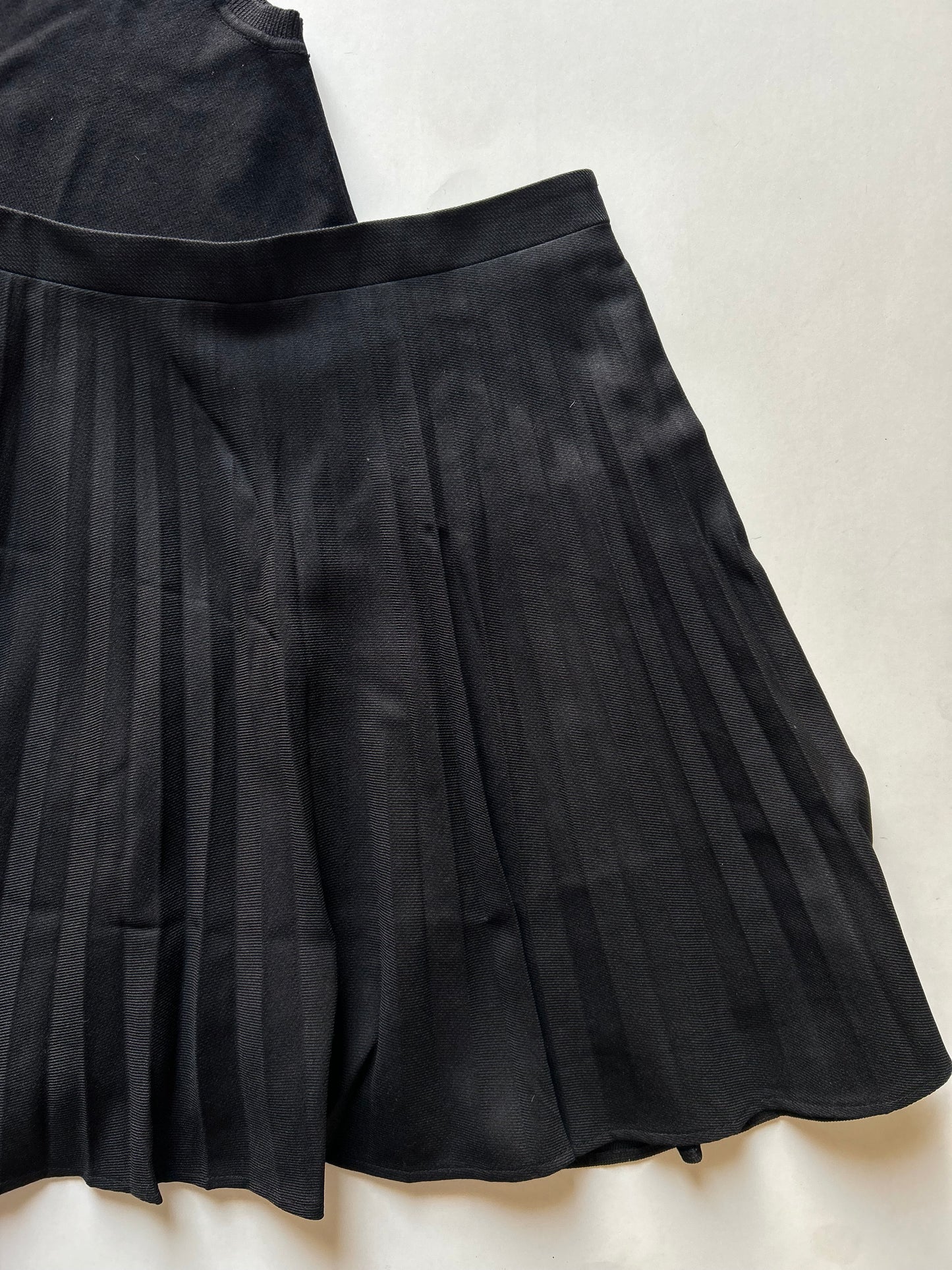 Black Pleated Skirt Waist 28”