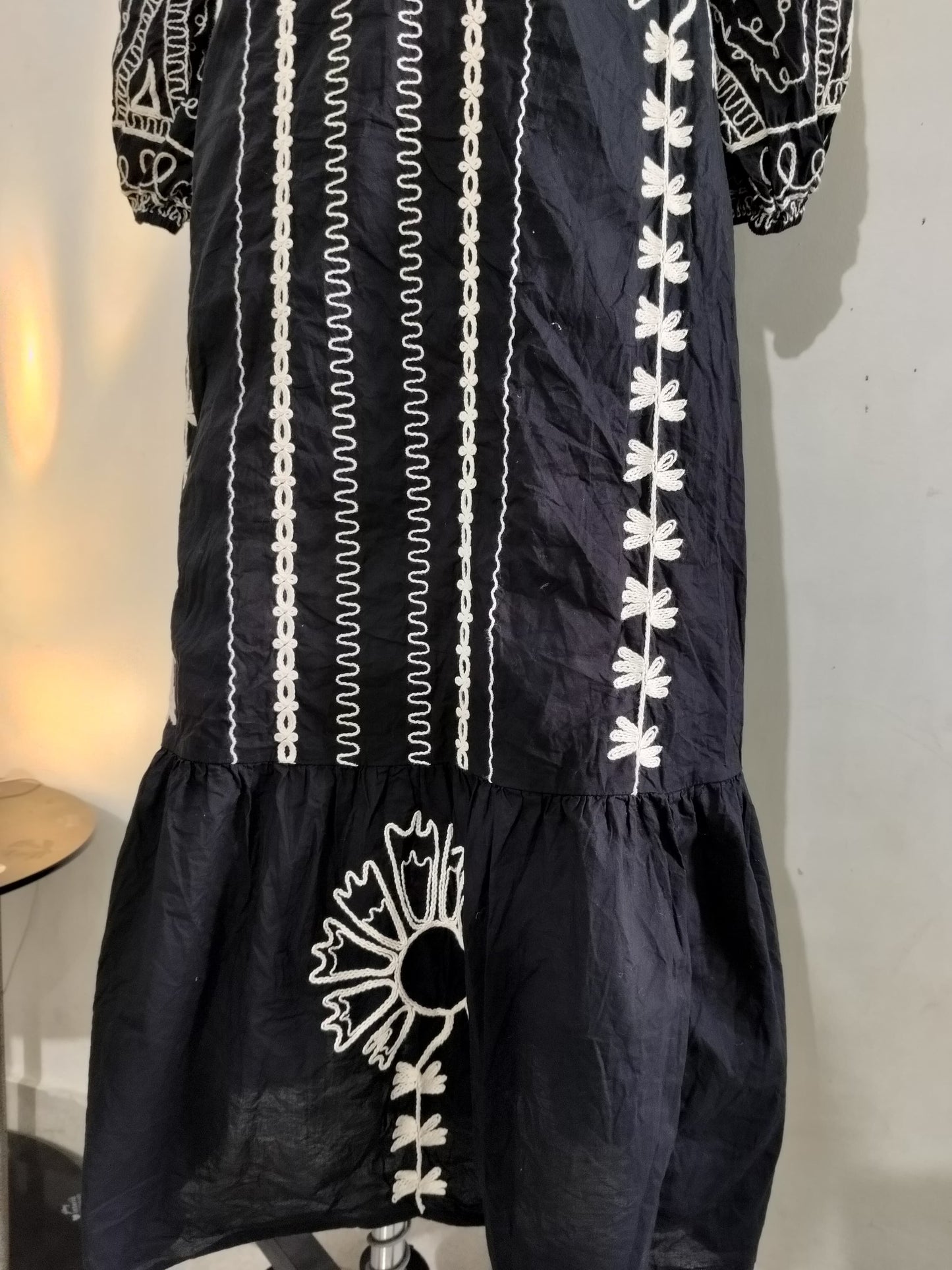 B&W Embroidered Cotton Dress: Bust- 46”