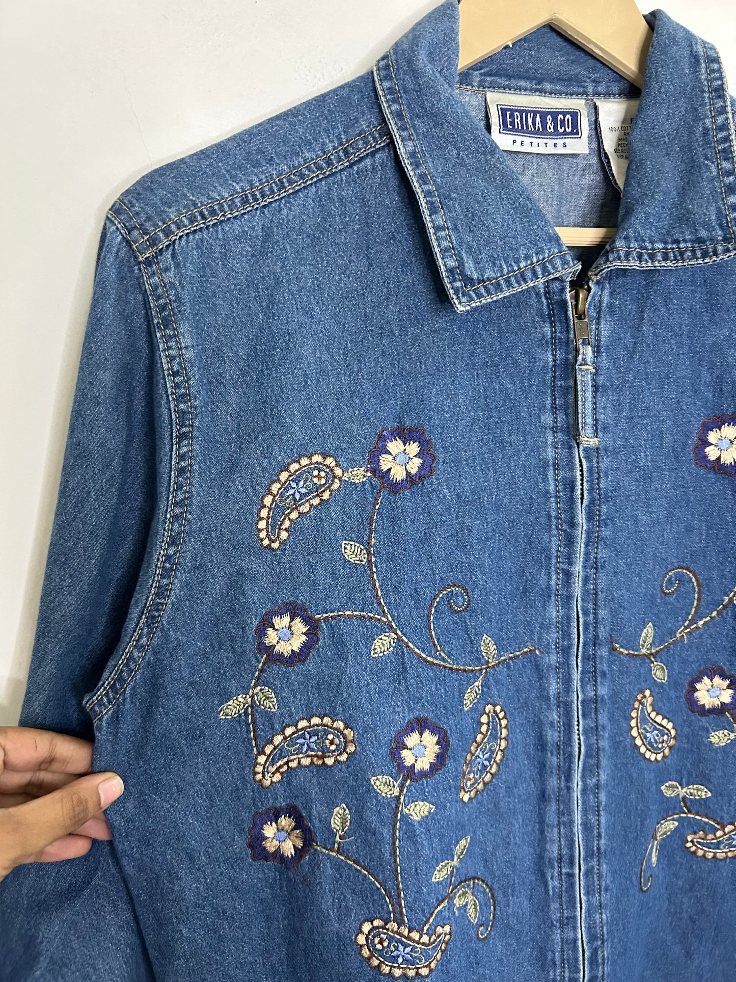 Zipper Embroidered Jacket/ Shirt