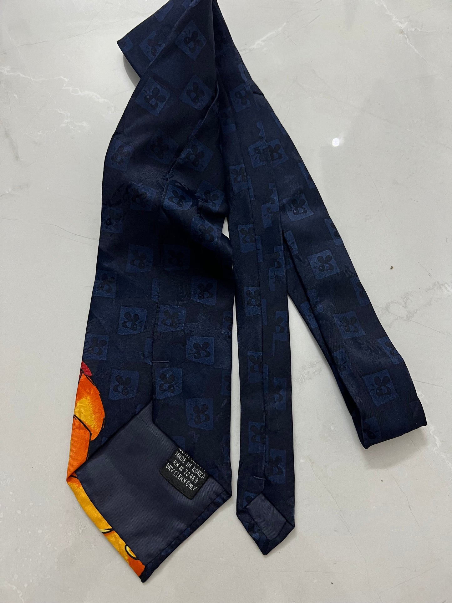 Pooh Tie