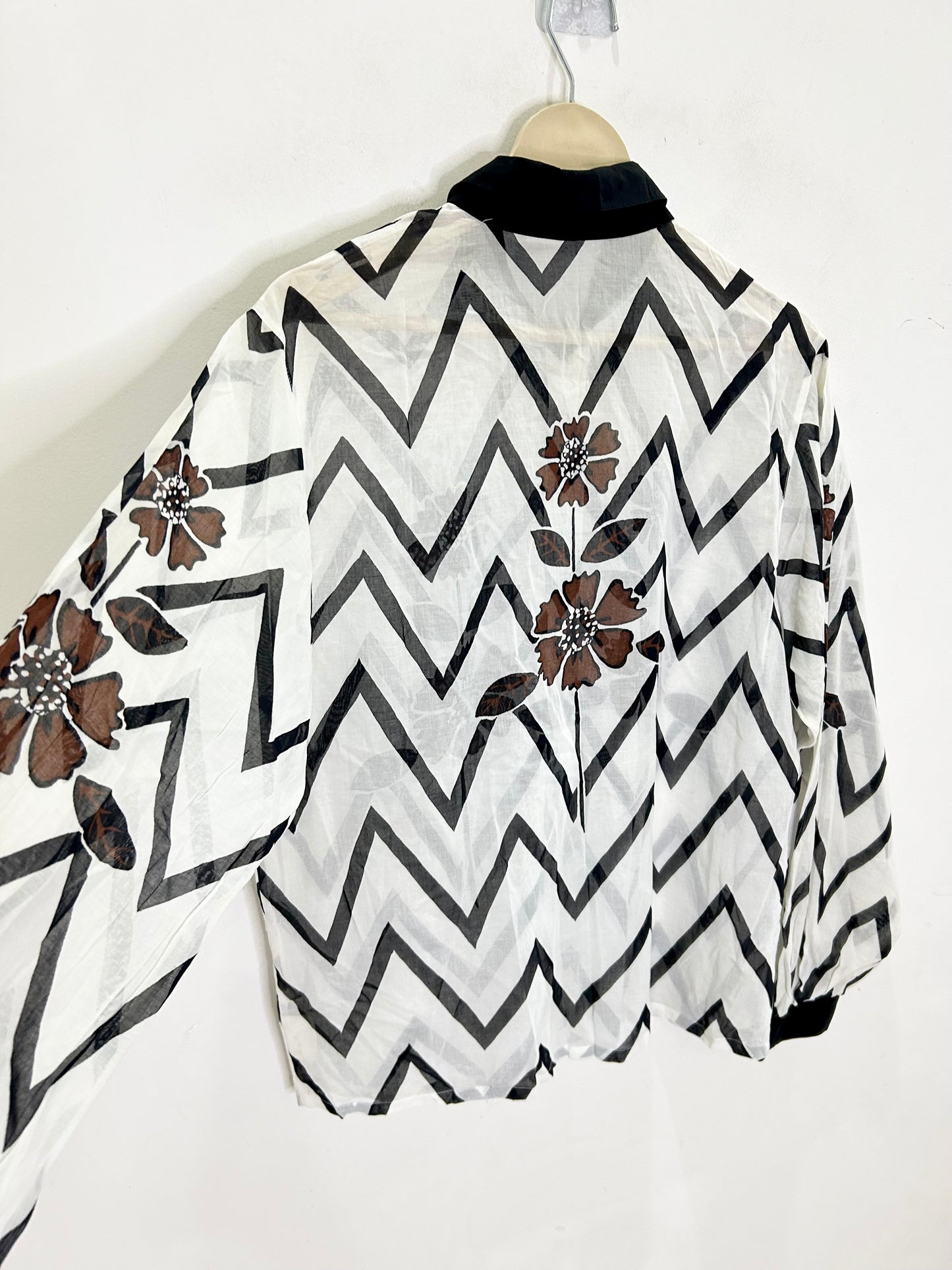 Floral Zigzag Shirt: Chest-42”