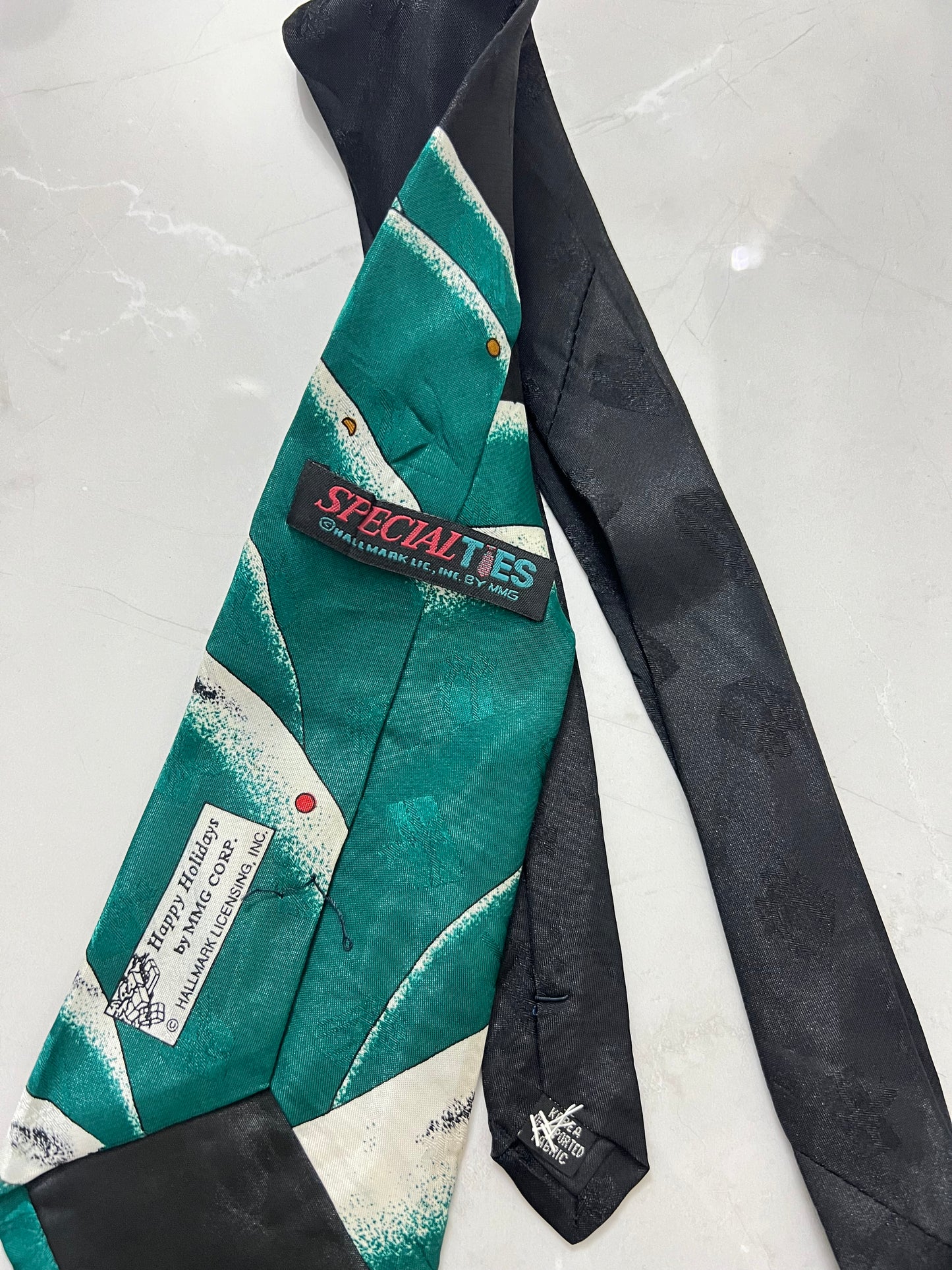 Christmas Happy Holidays Tie