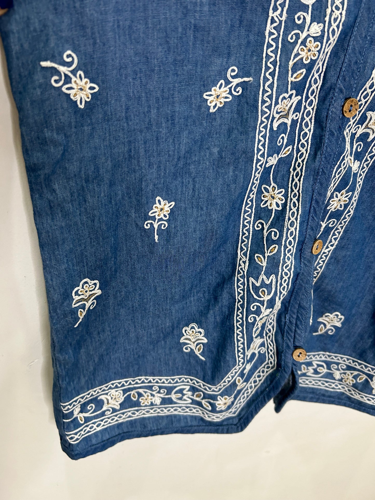 Vest Embroidered- Bust: 38