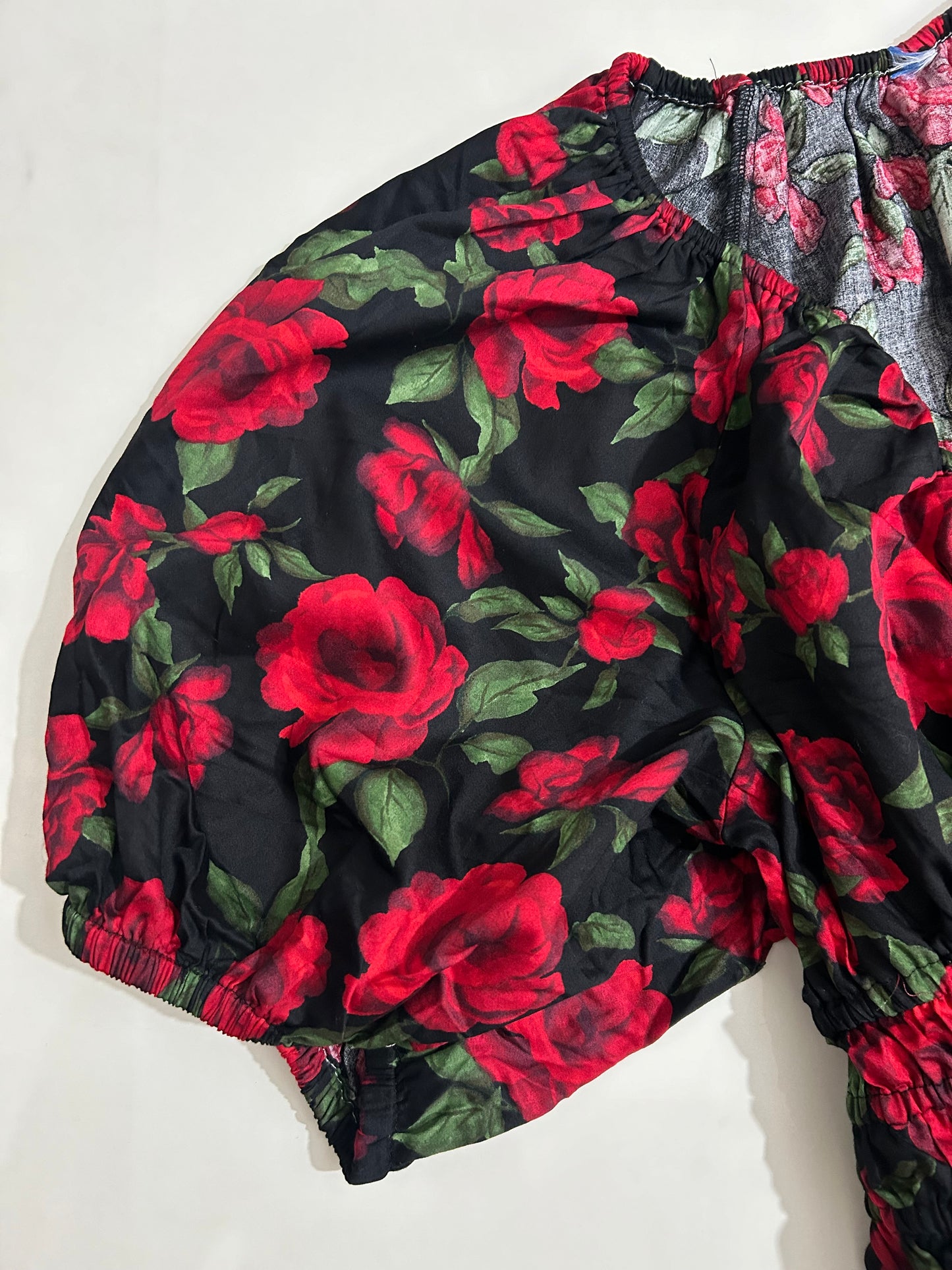 Puff Sleeves Rose Top