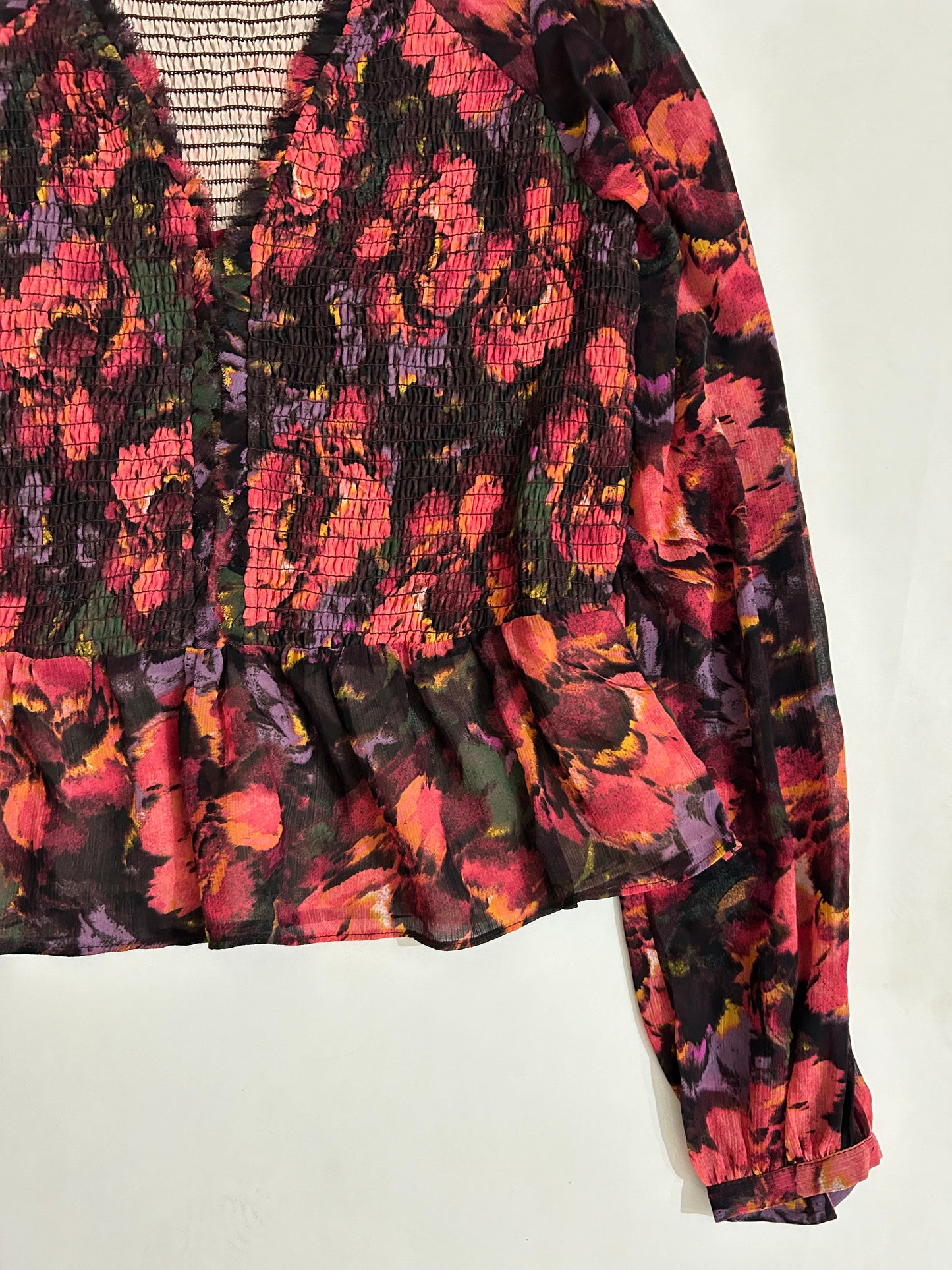 Floral Balloon Top: Bust- 32” TO 42”