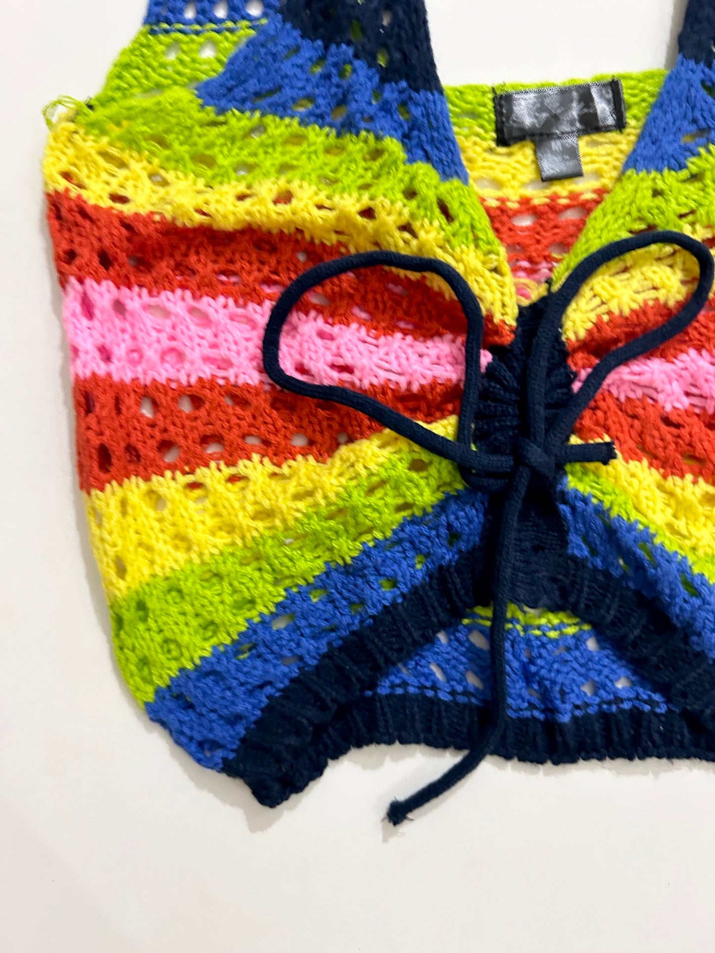 Rainbow Top: Bust- 30” TO 40”