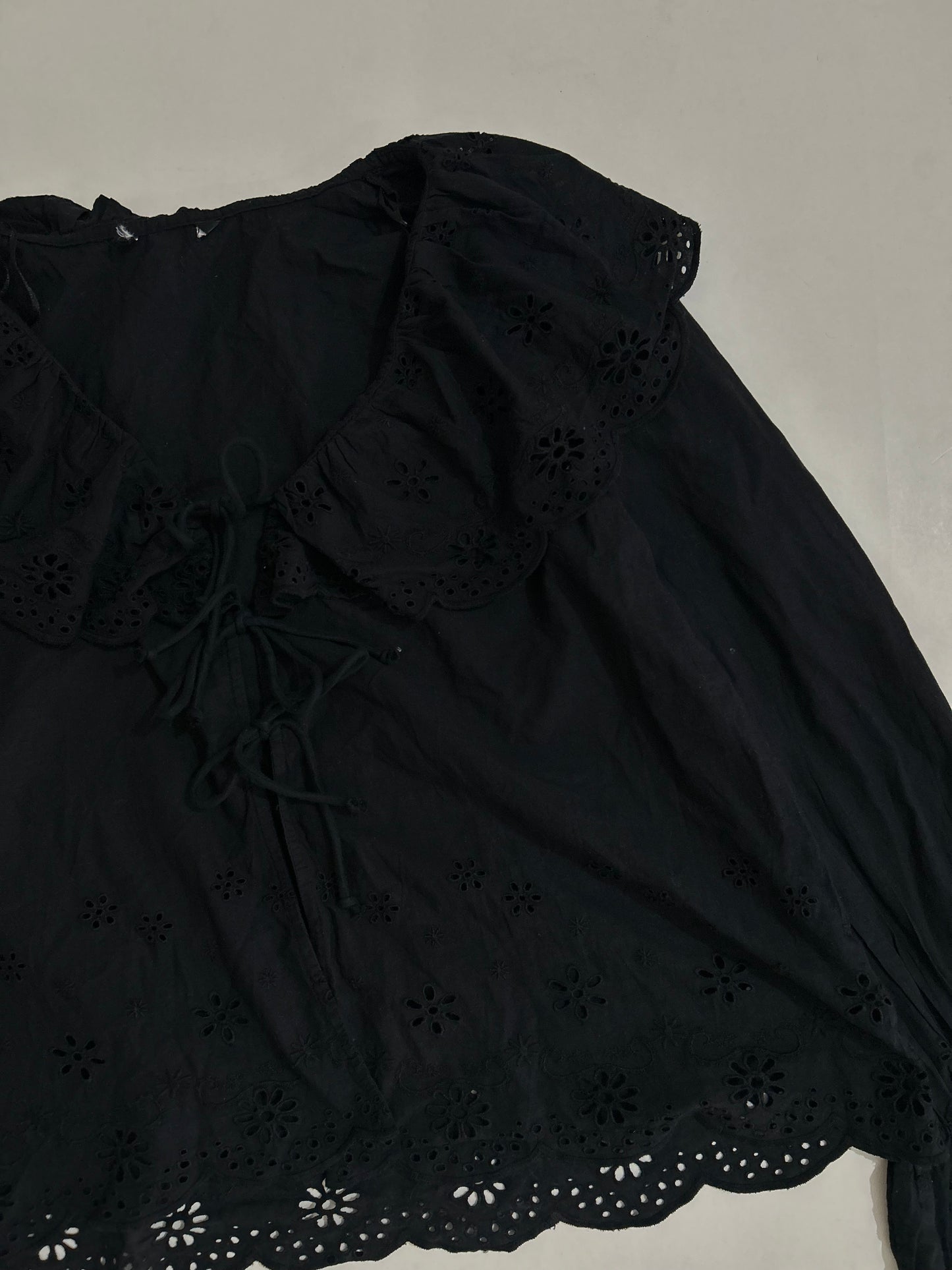 Bishop Cotton Front Knot Top