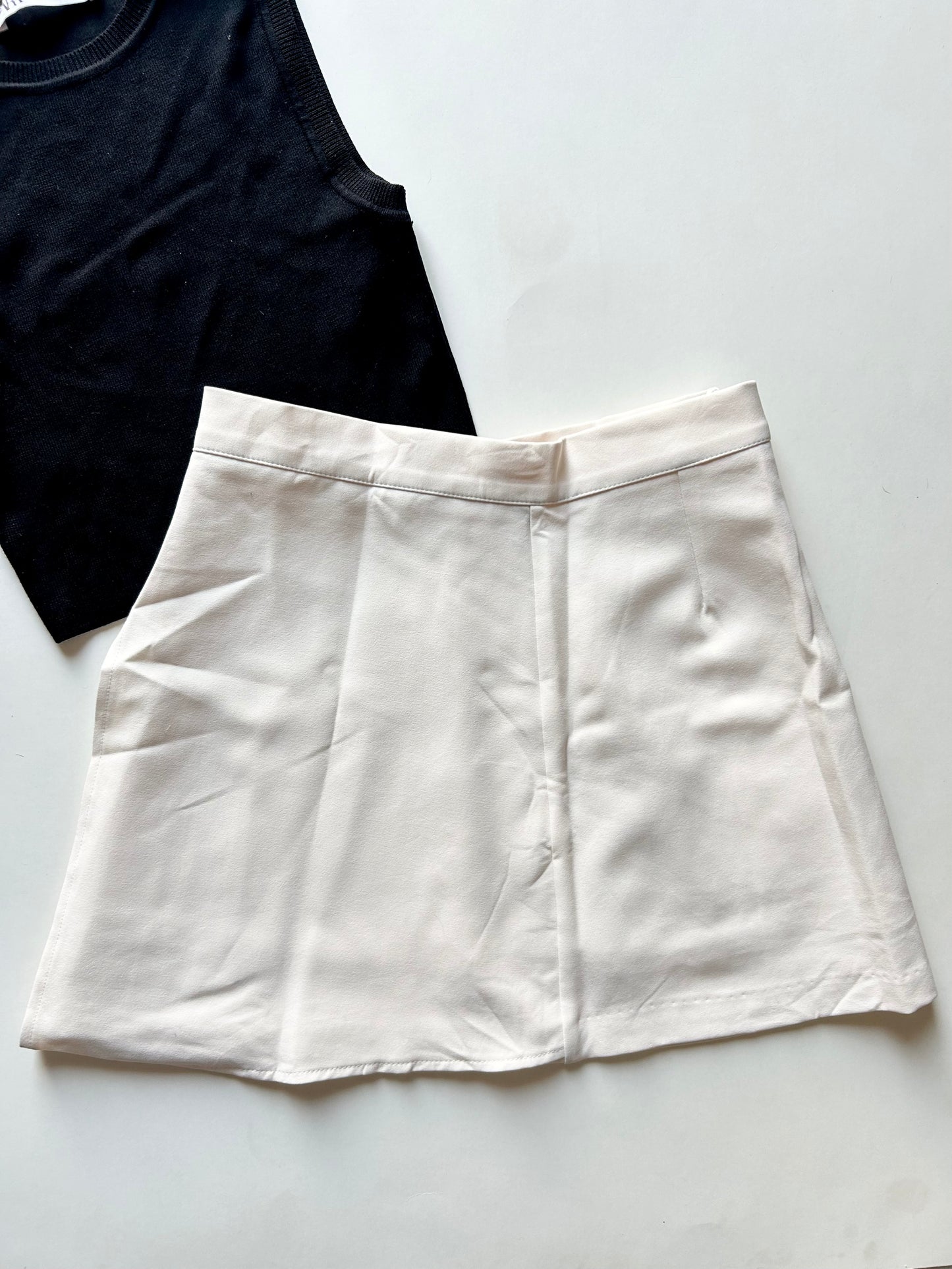 White Skort Waist 28”