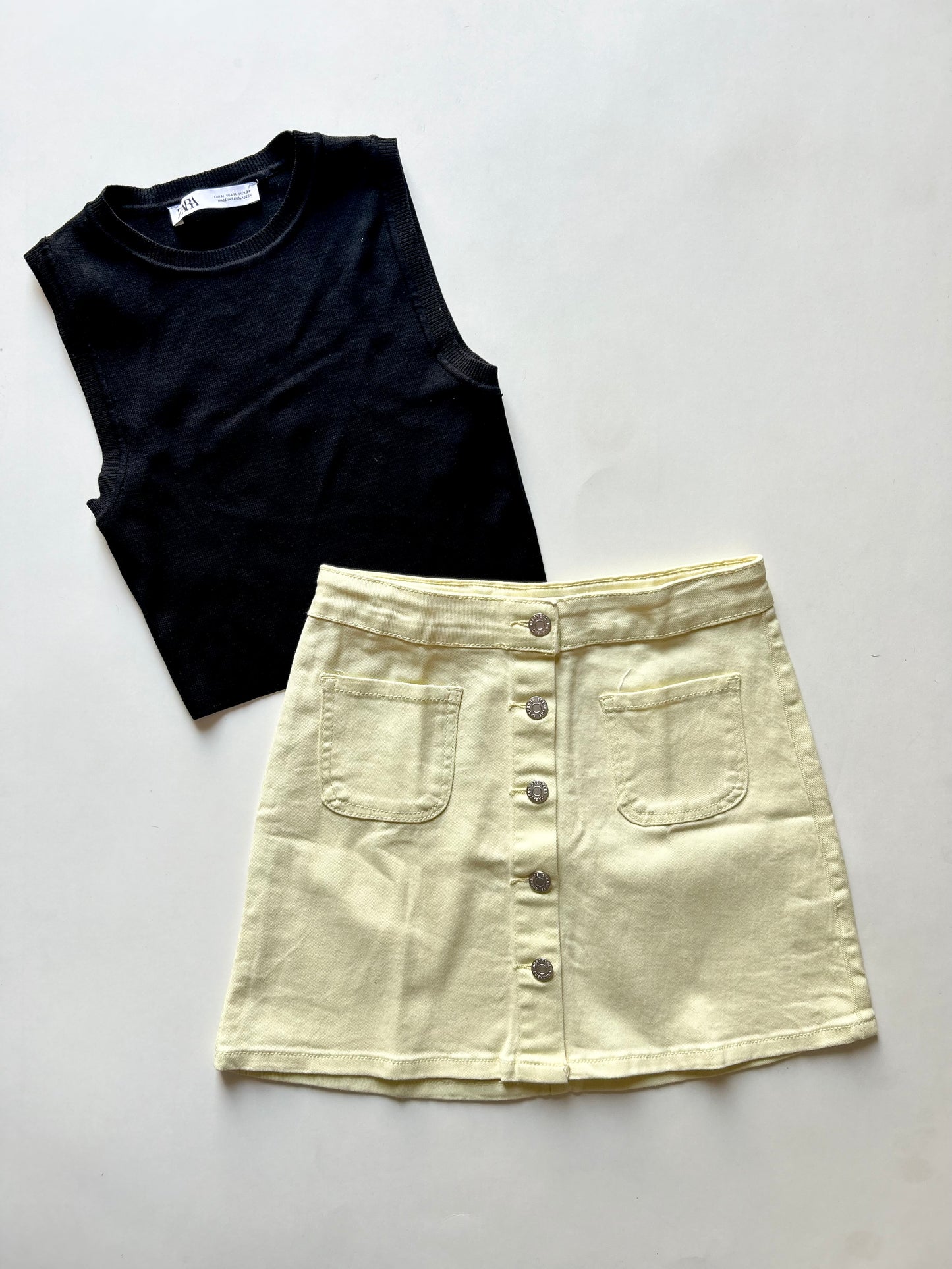 Pastel Yellow Denim Skirt Waist 26”