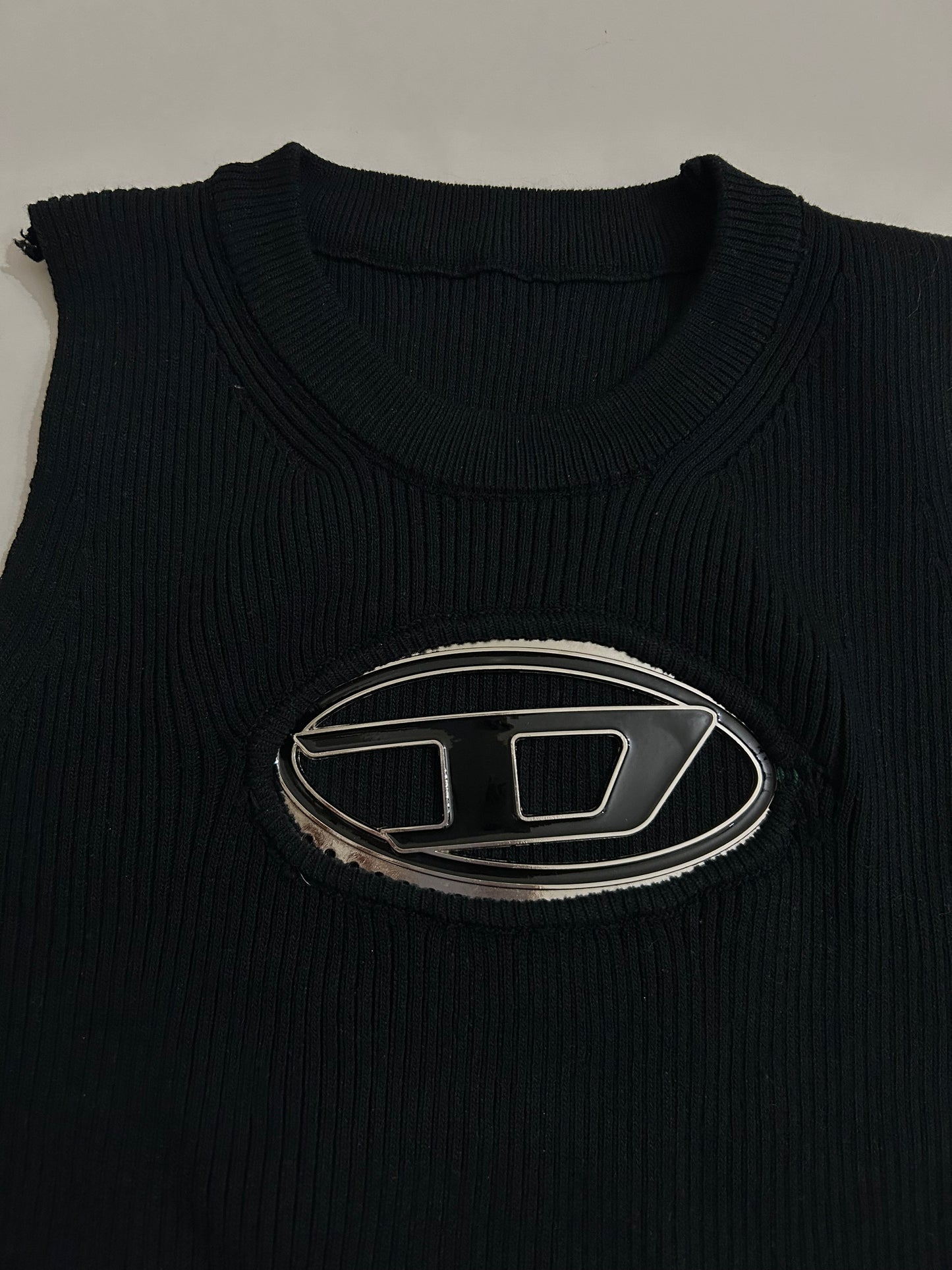 Cut Out Top