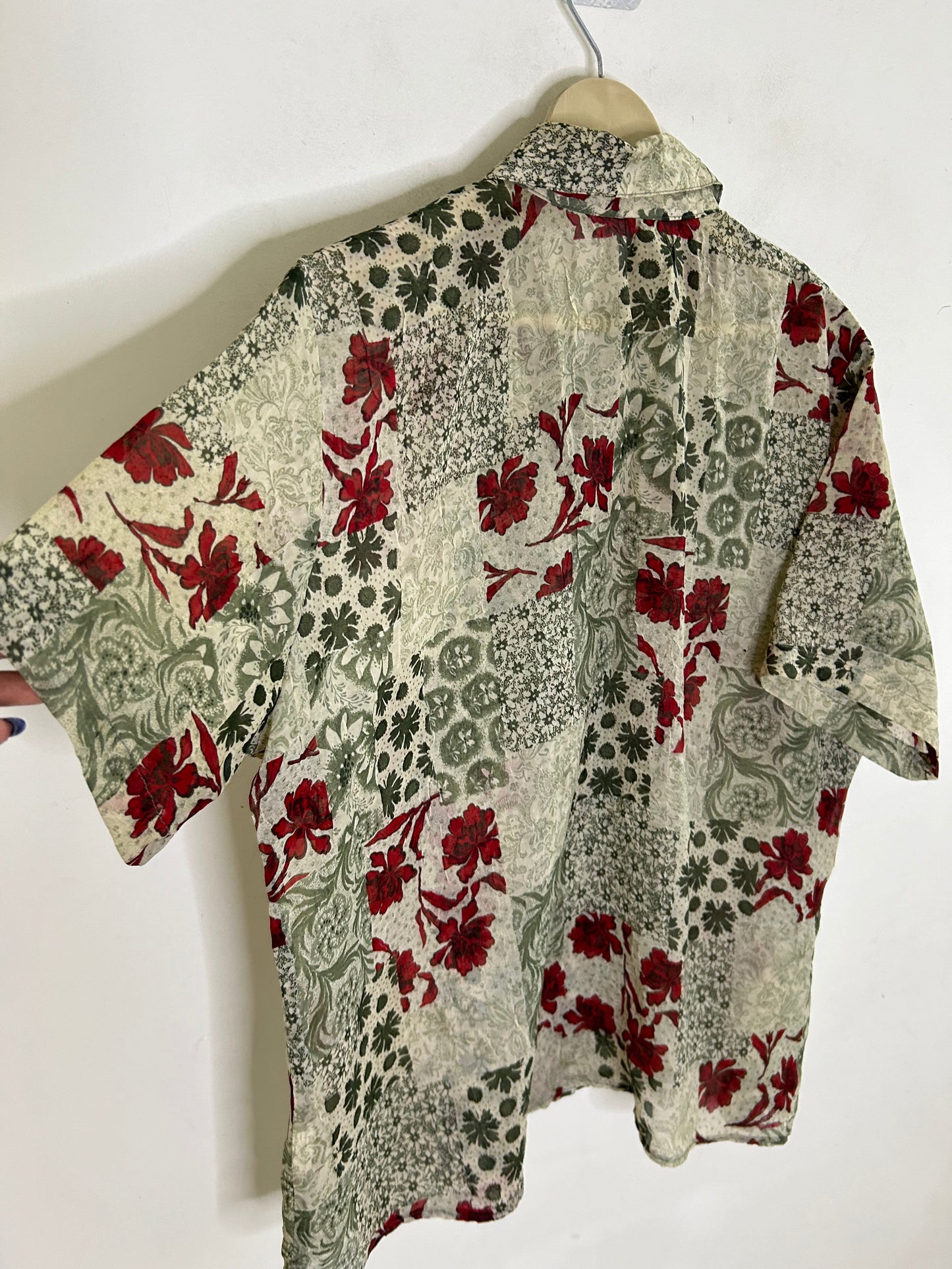 Printed Floral Shirt: Chest-48”