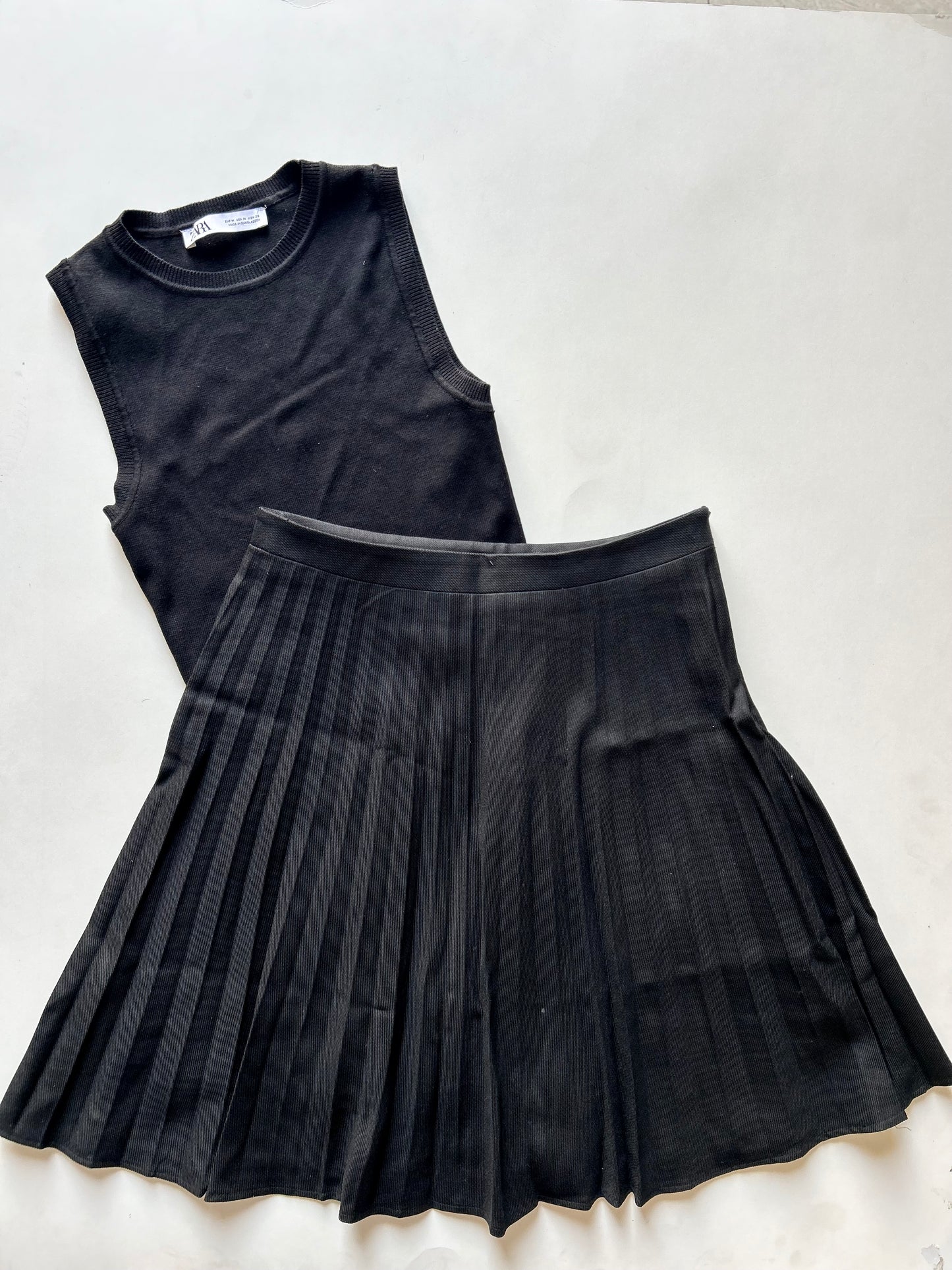 Black Pleated Skirt Waist 28”