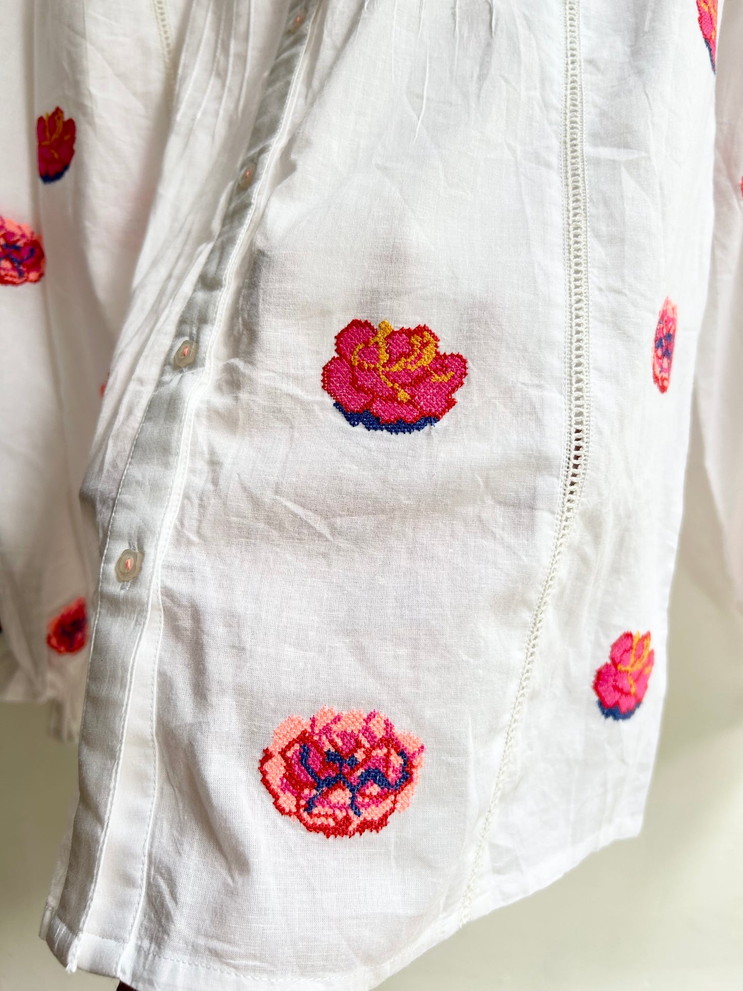 Cotton Tapestry Embroidered Shirt: Chest-38”