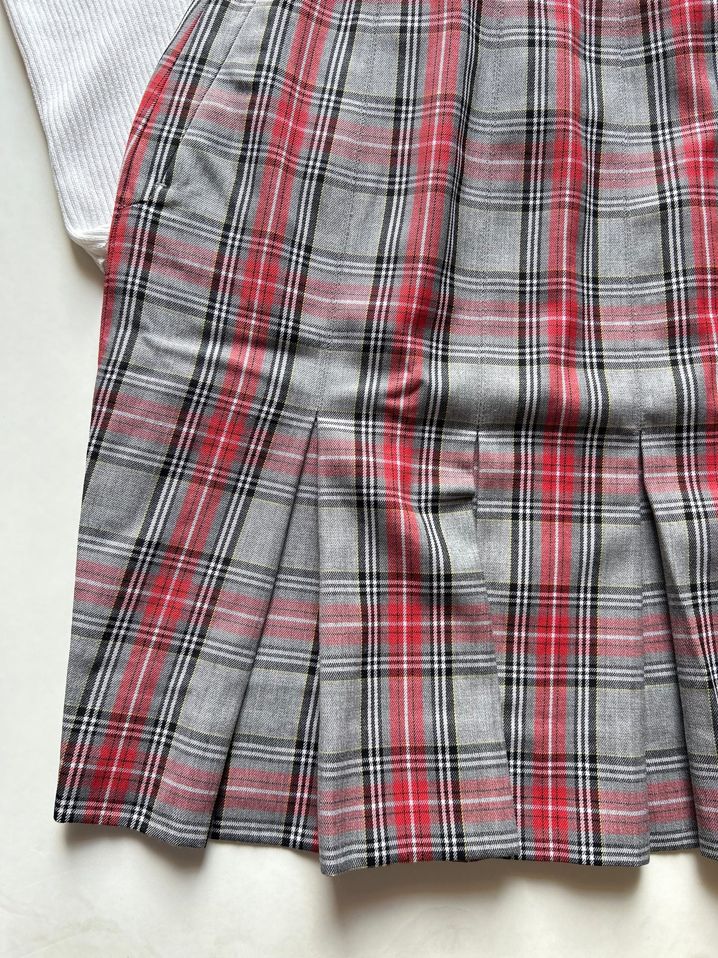 Red-Grey Checkered Skirt Waist 26