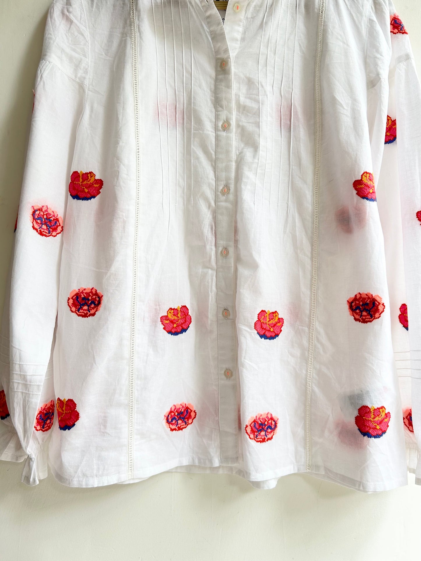 Cotton Tapestry Embroidered Shirt: Chest-38”