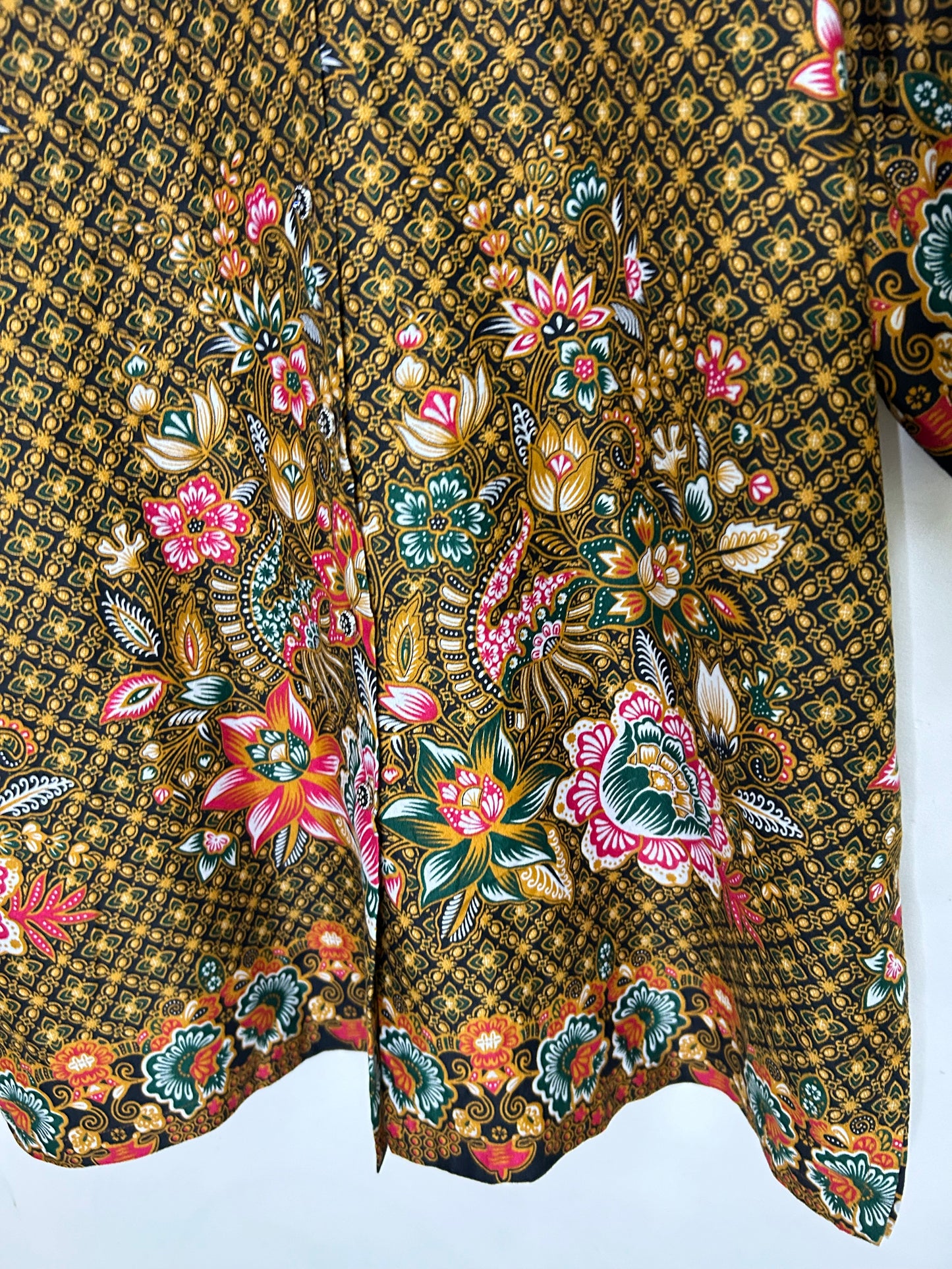 Printed Shirt: Chest-50”