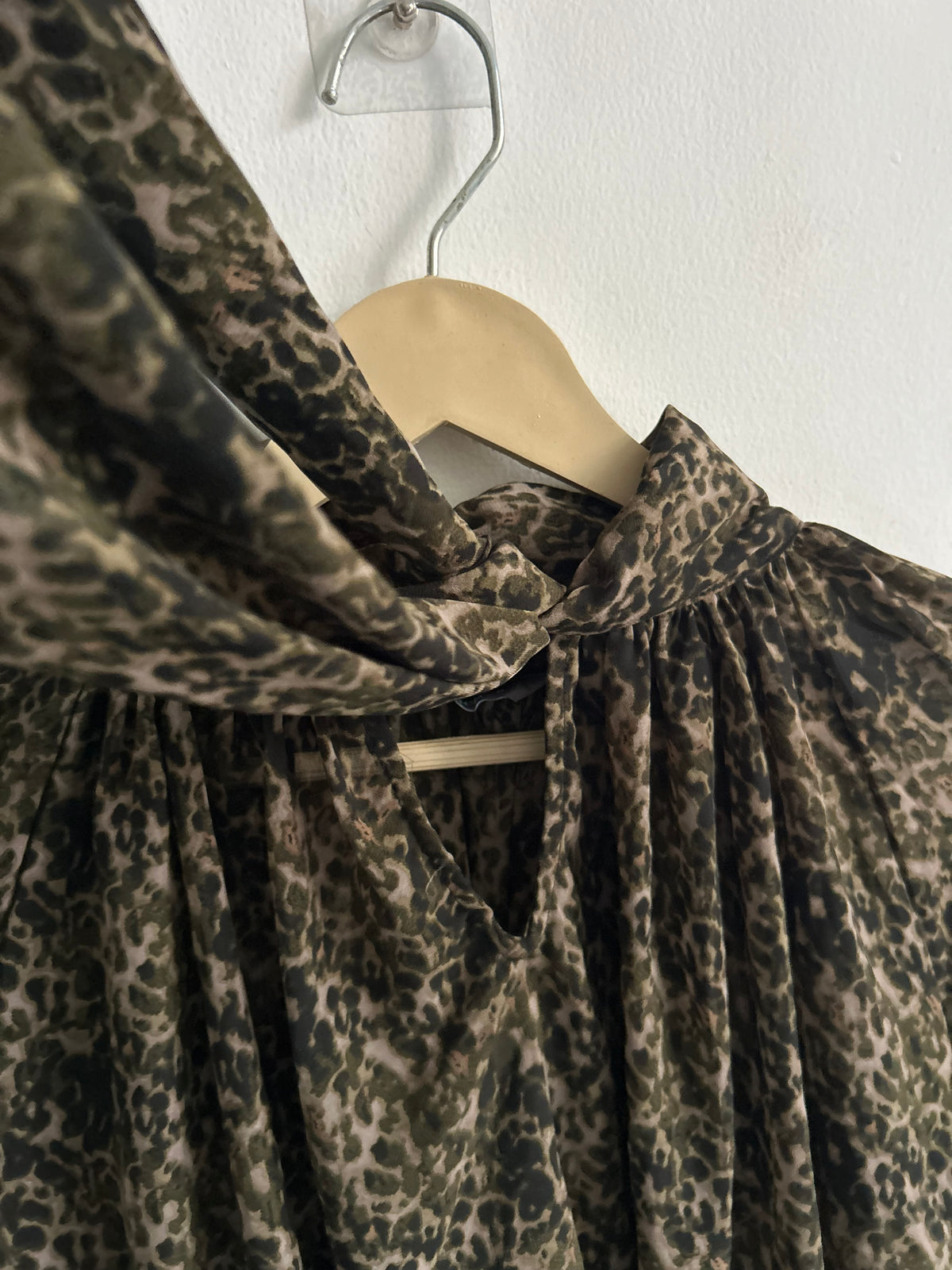 Leopard Scarf Top