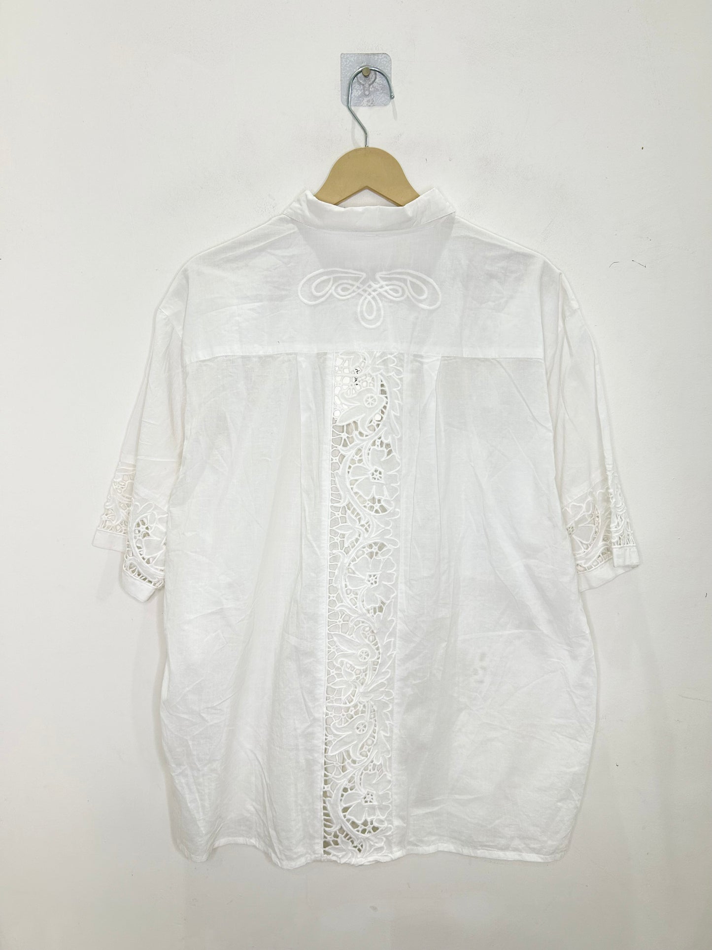 Cotton Back Cutout Shirt
