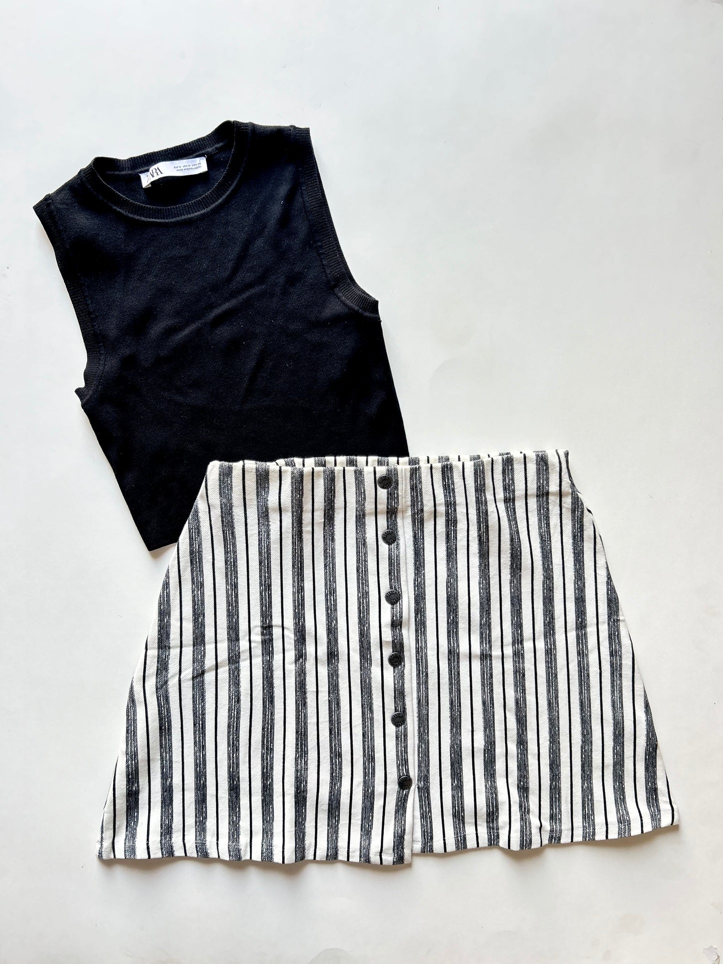 Vertical B&W Skirt