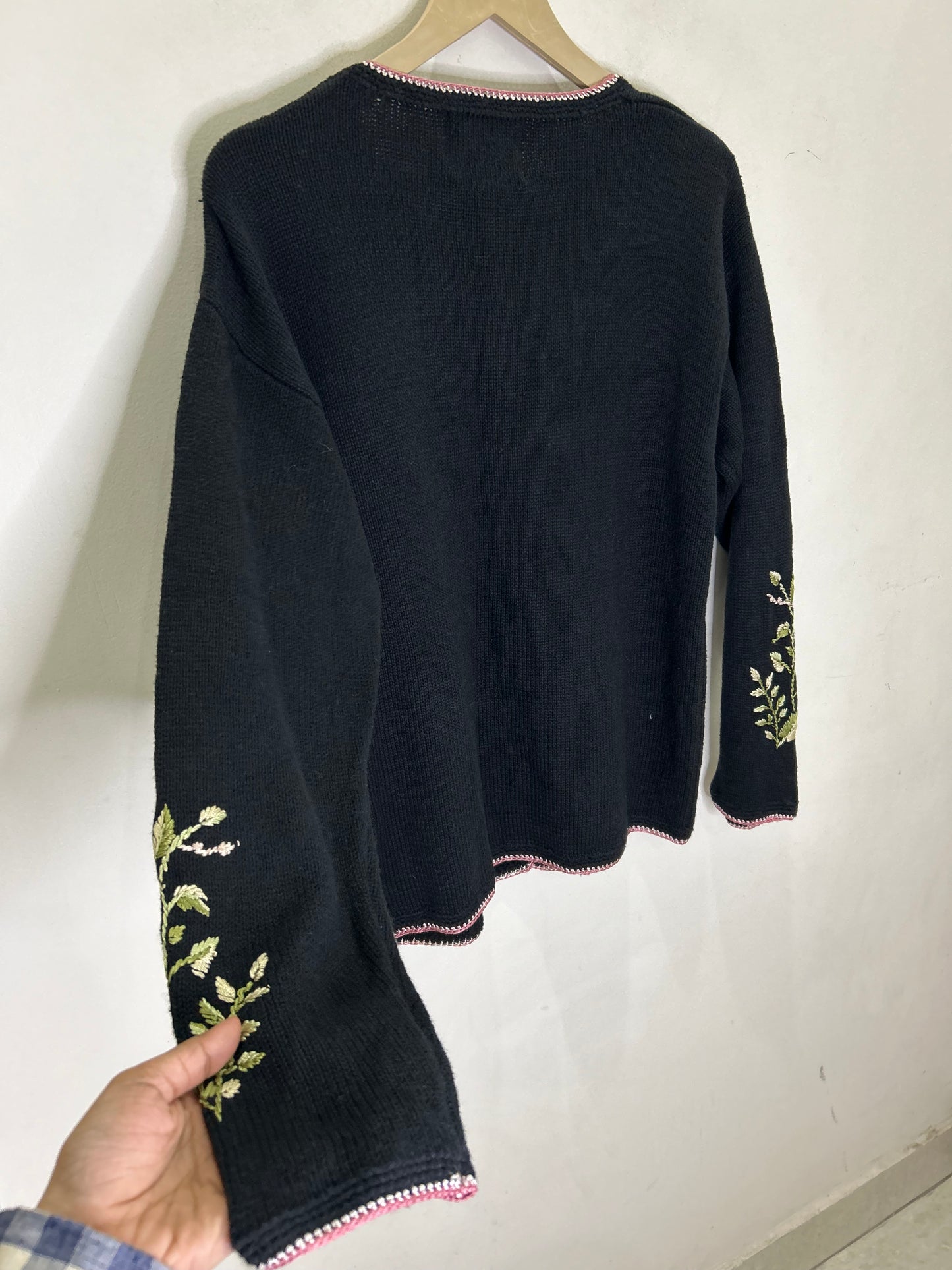 Embroidered Cardigan