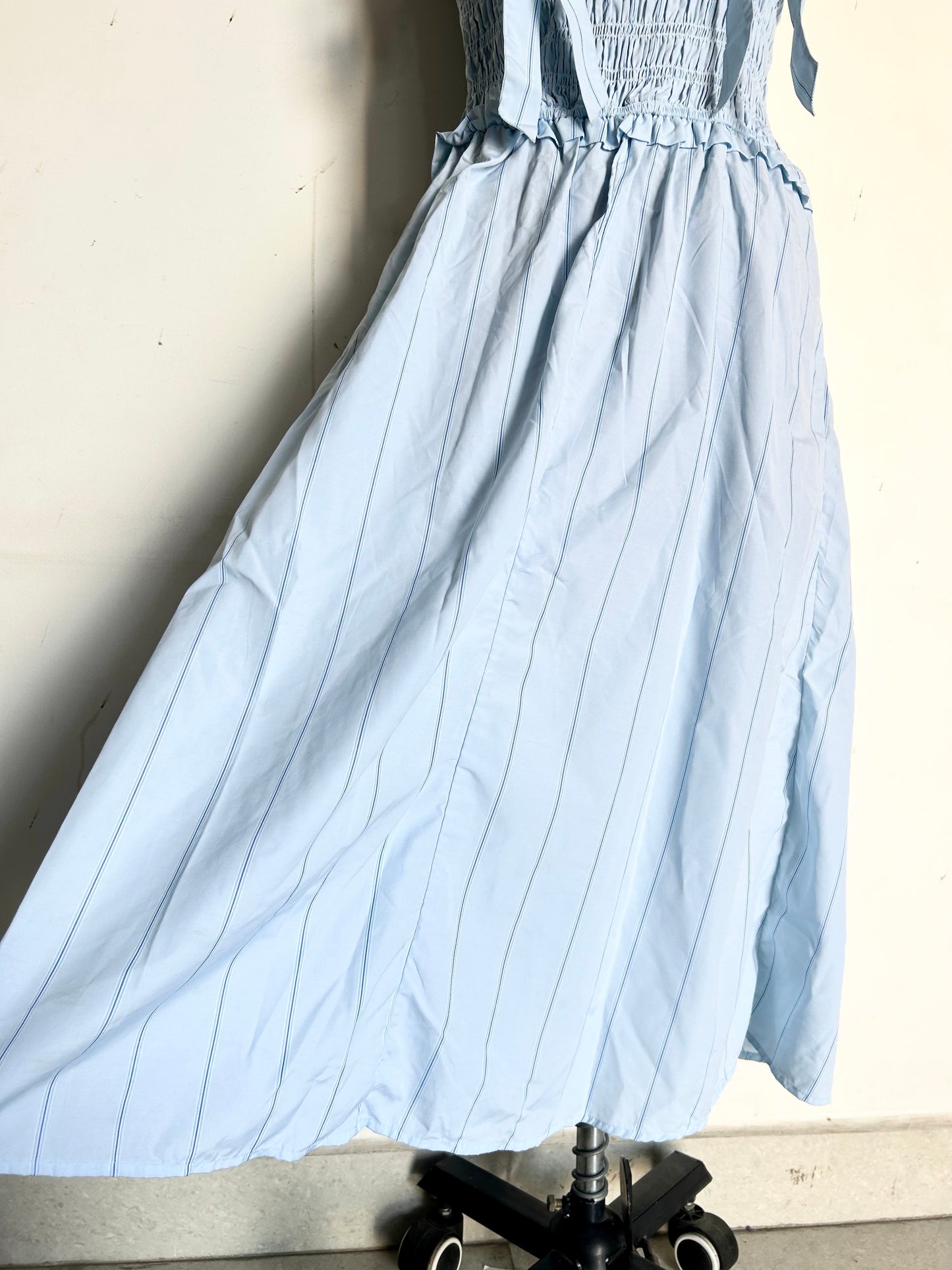 Front Knot Ruched Dress