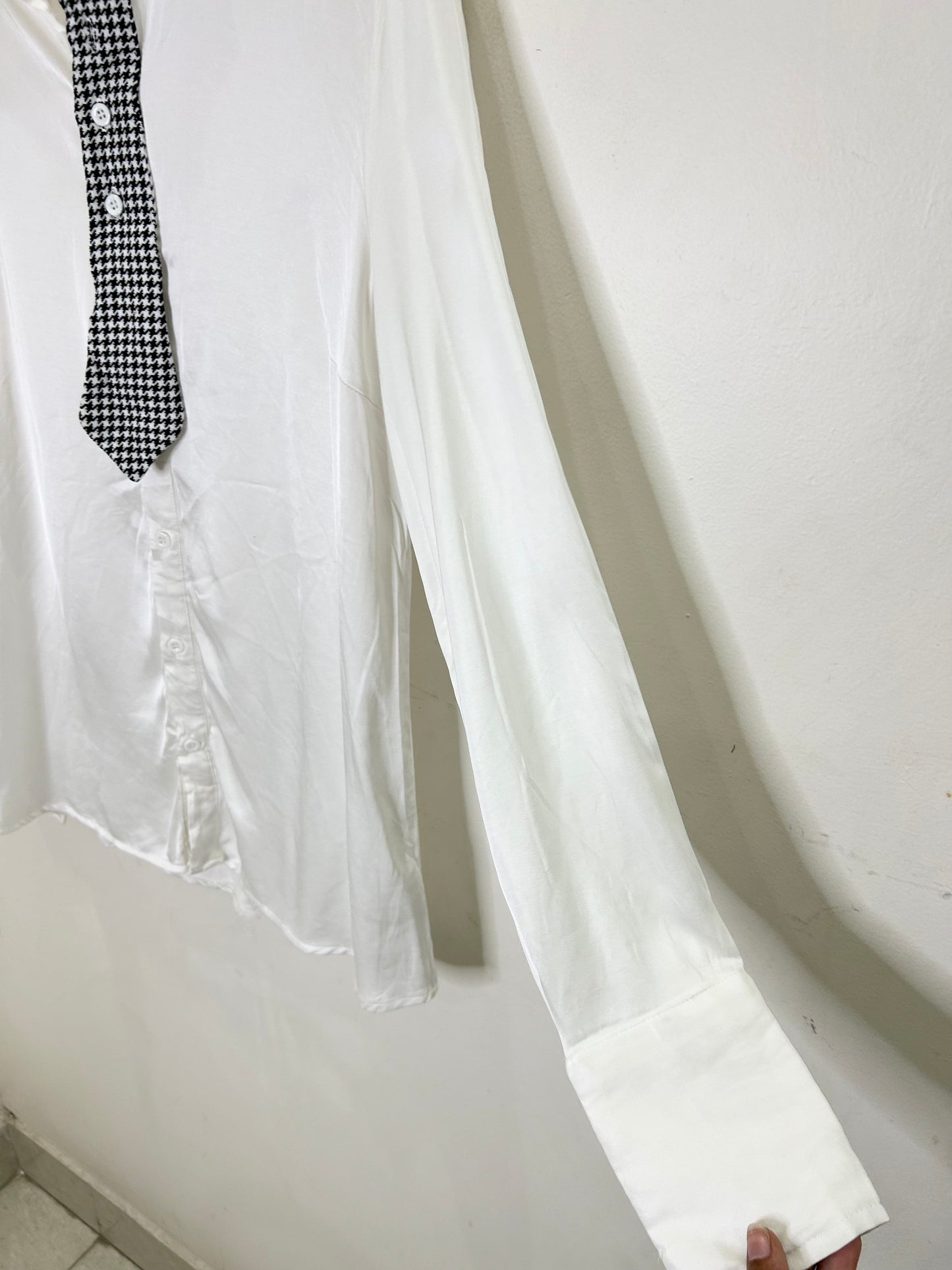Tie Shirt