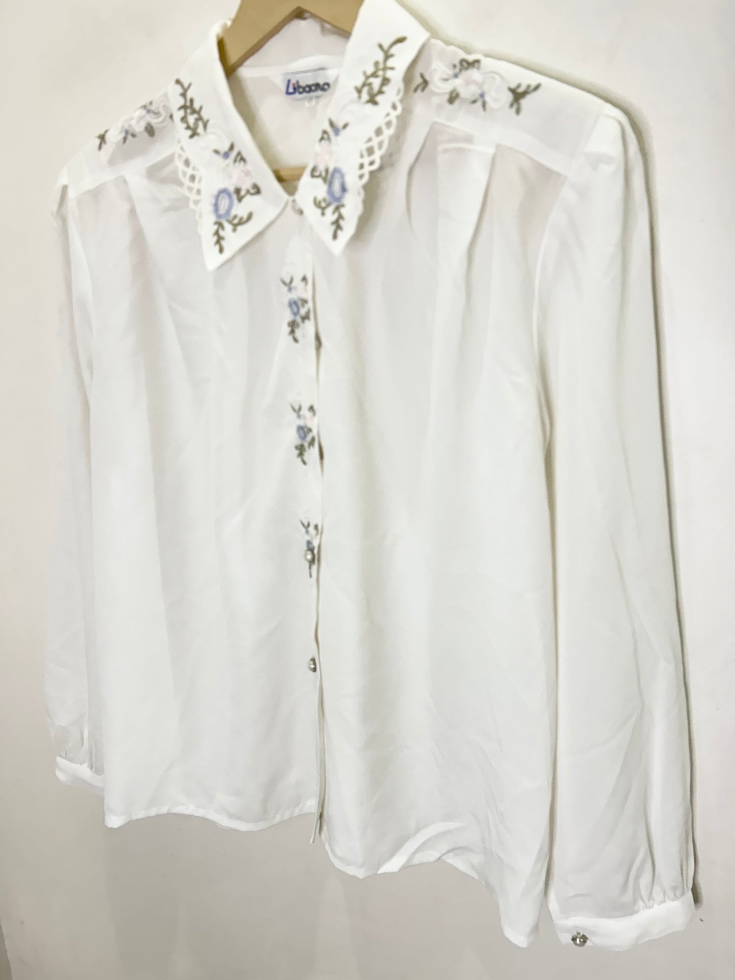 Floral Shirt: Chest: 44”