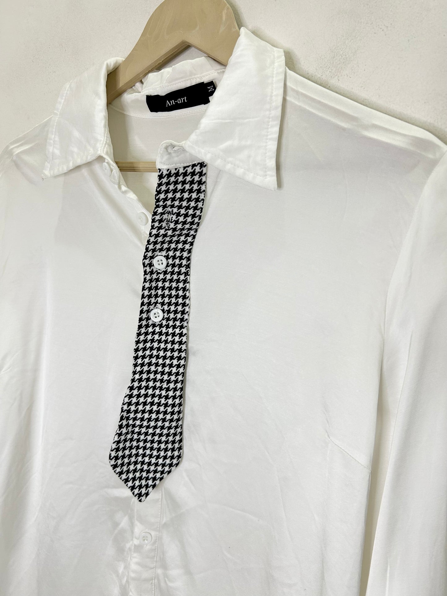 Tie Shirt