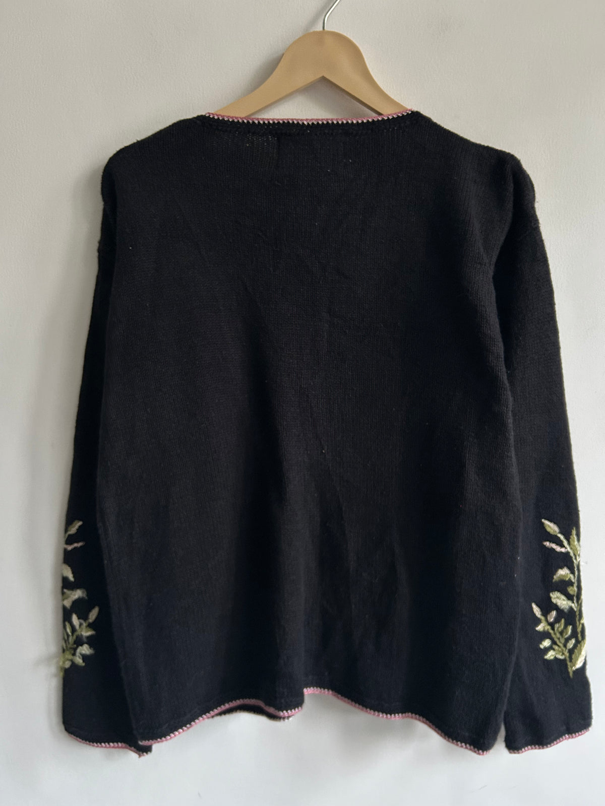 Vintage Floral Embroidered Black Cardigan