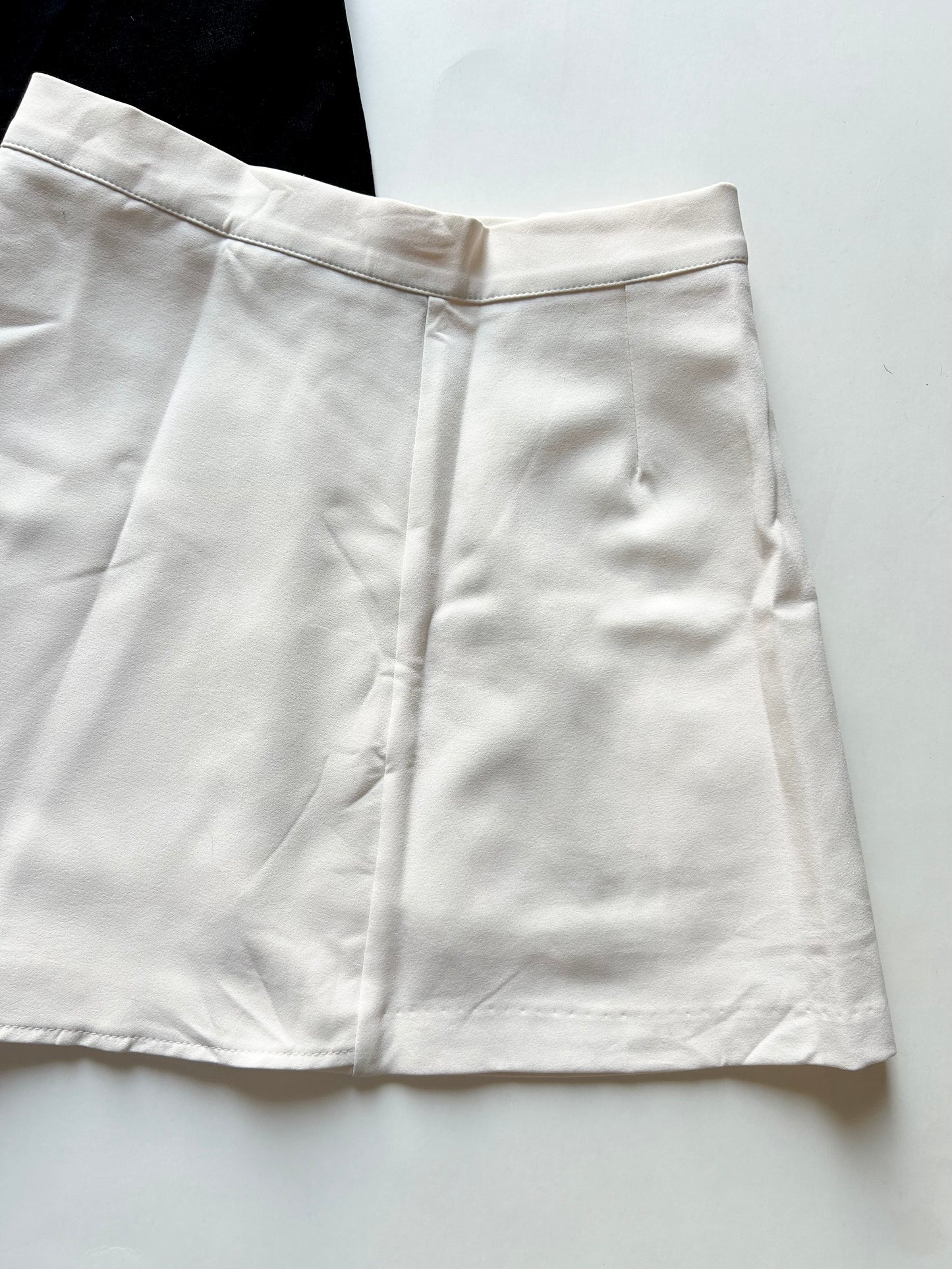 White Skort Waist 28”
