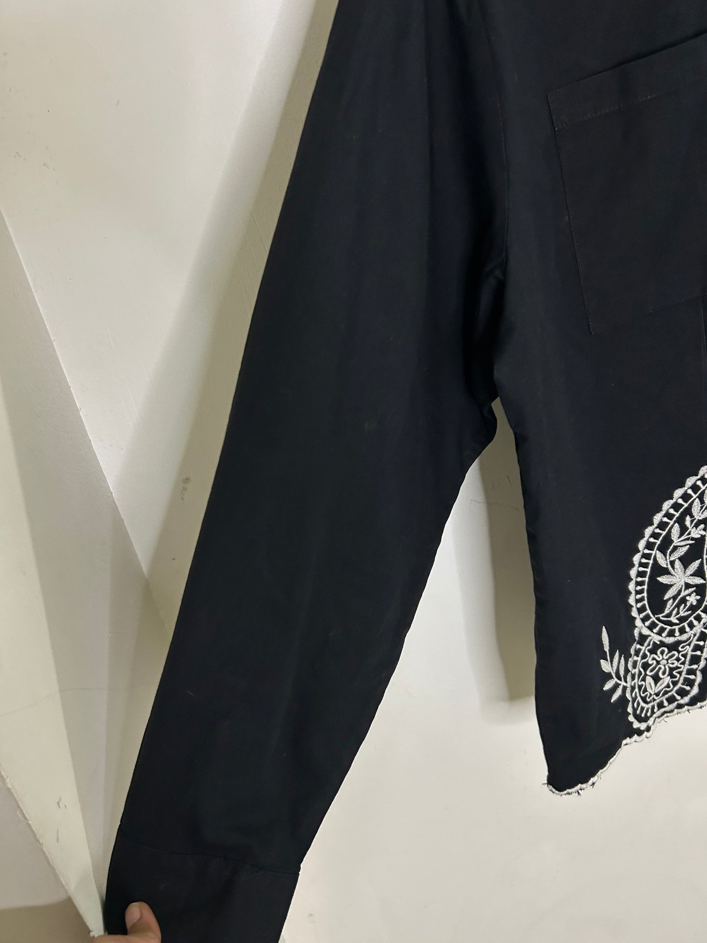Embroidered Cotton Shirt: L