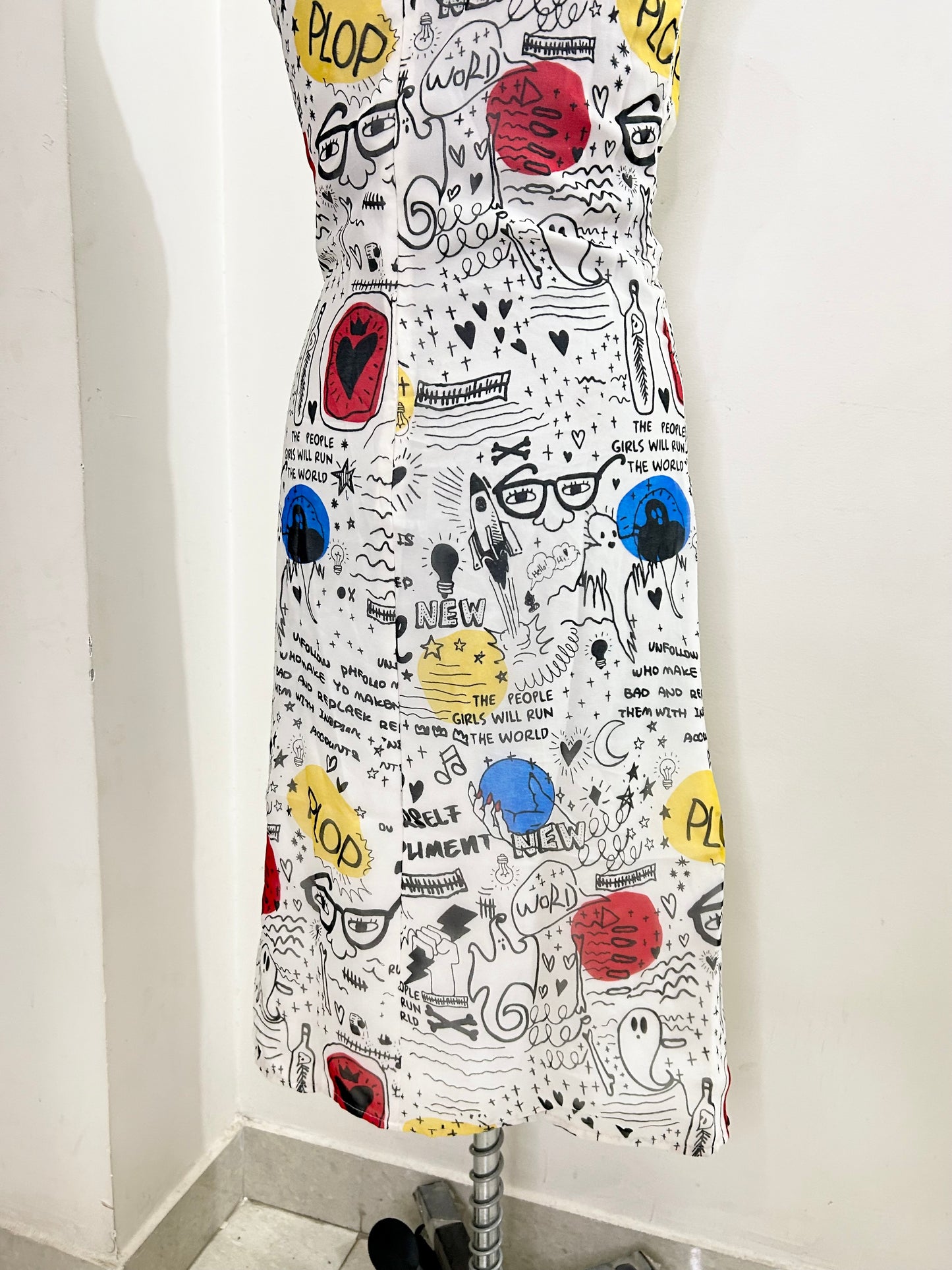 Gravity Print Slit Dress
