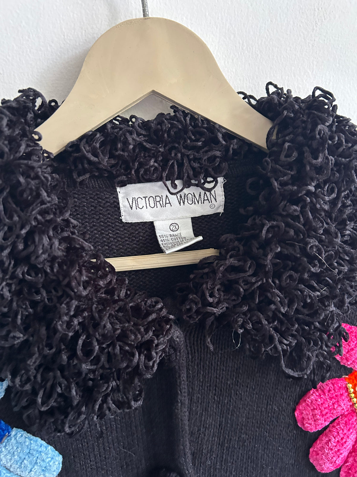 Victoria Woman Gloves Sweater
