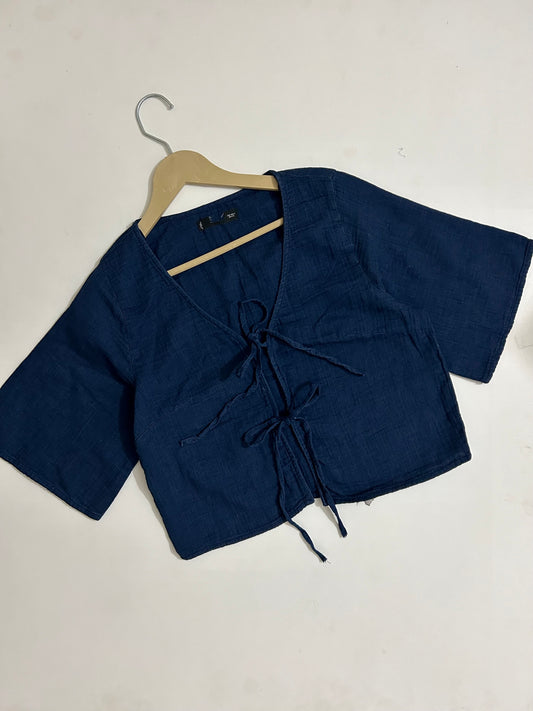 Knot Top Size: L
